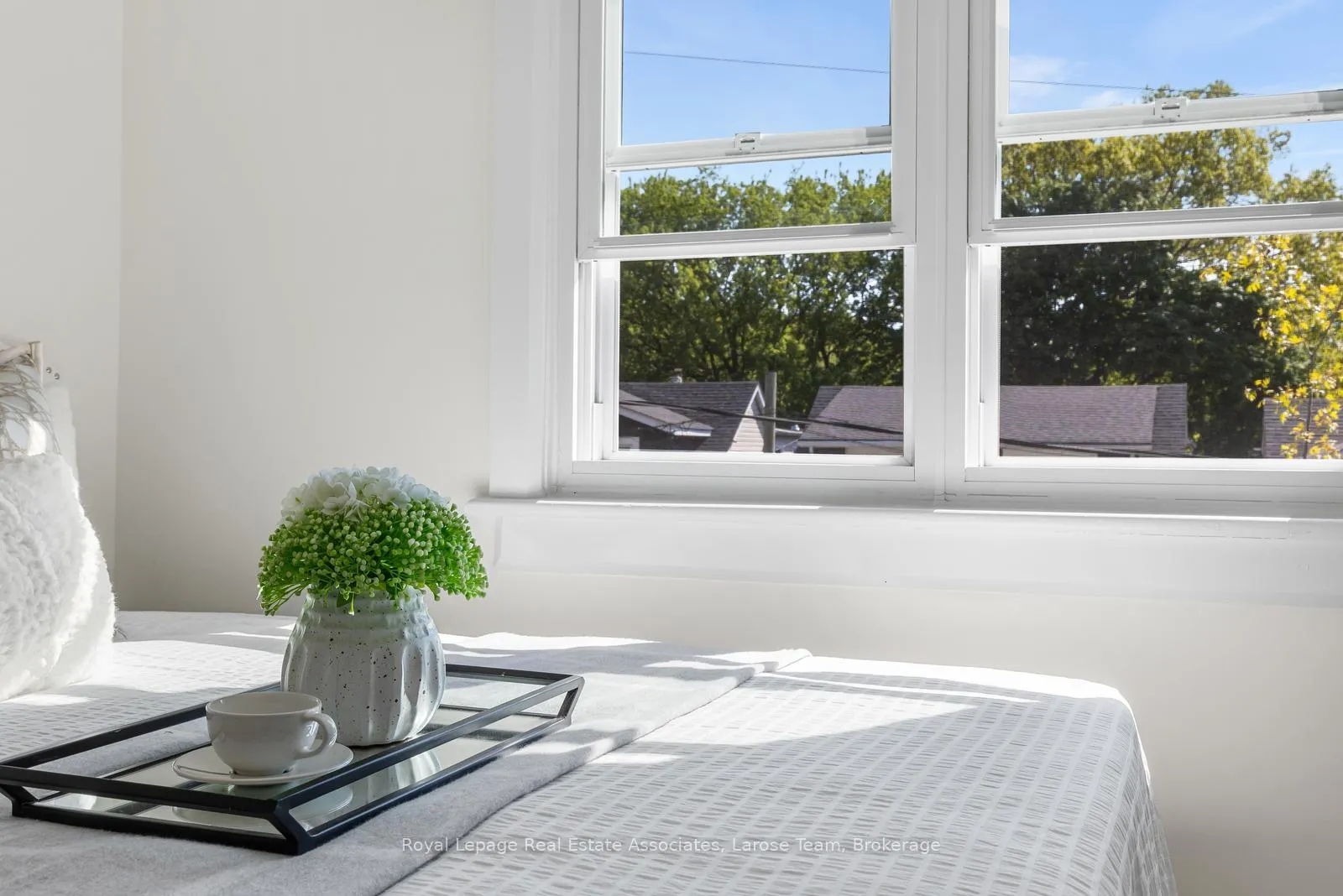 Photo 15 of 36 Firstbrooke Road, Toronto, East End-Danforth — HOMEH