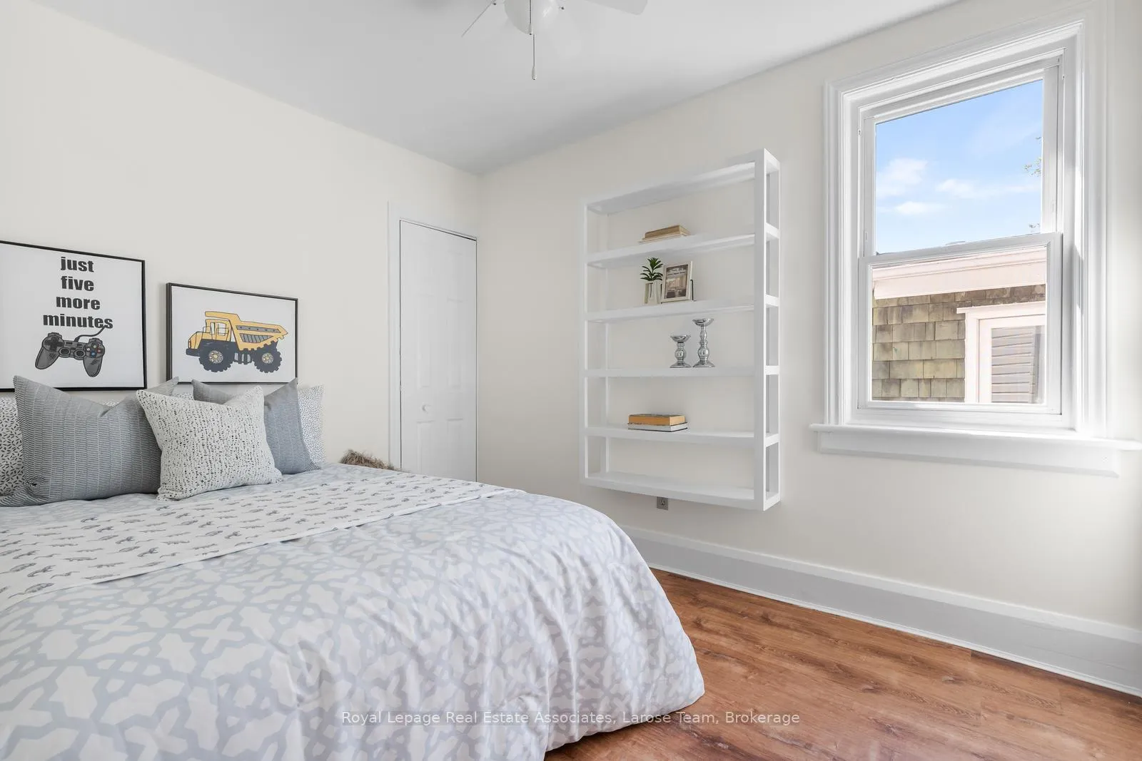 Photo 19 of 36 Firstbrooke Road, Toronto, East End-Danforth — HOMEH