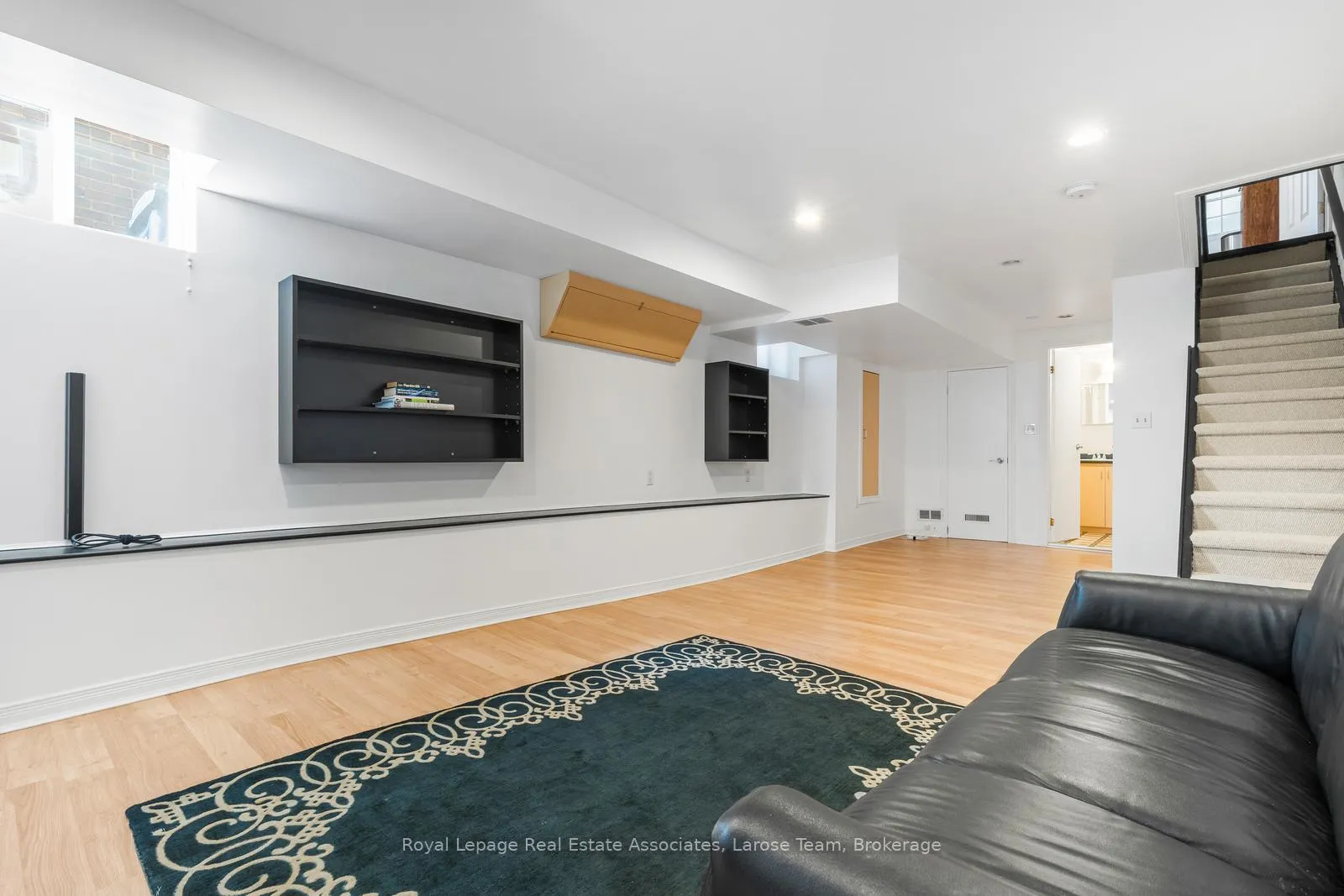 Photo 20 of 36 Firstbrooke Road, Toronto, East End-Danforth — HOMEH