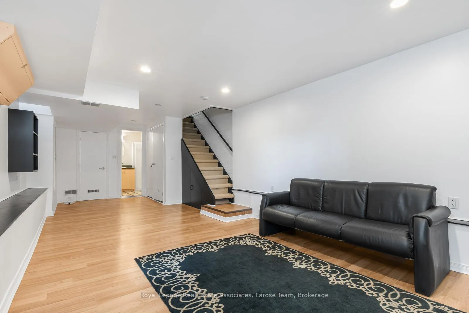 Photo 21 of 36 Firstbrooke Road, Toronto, East End-Danforth — HOMEH