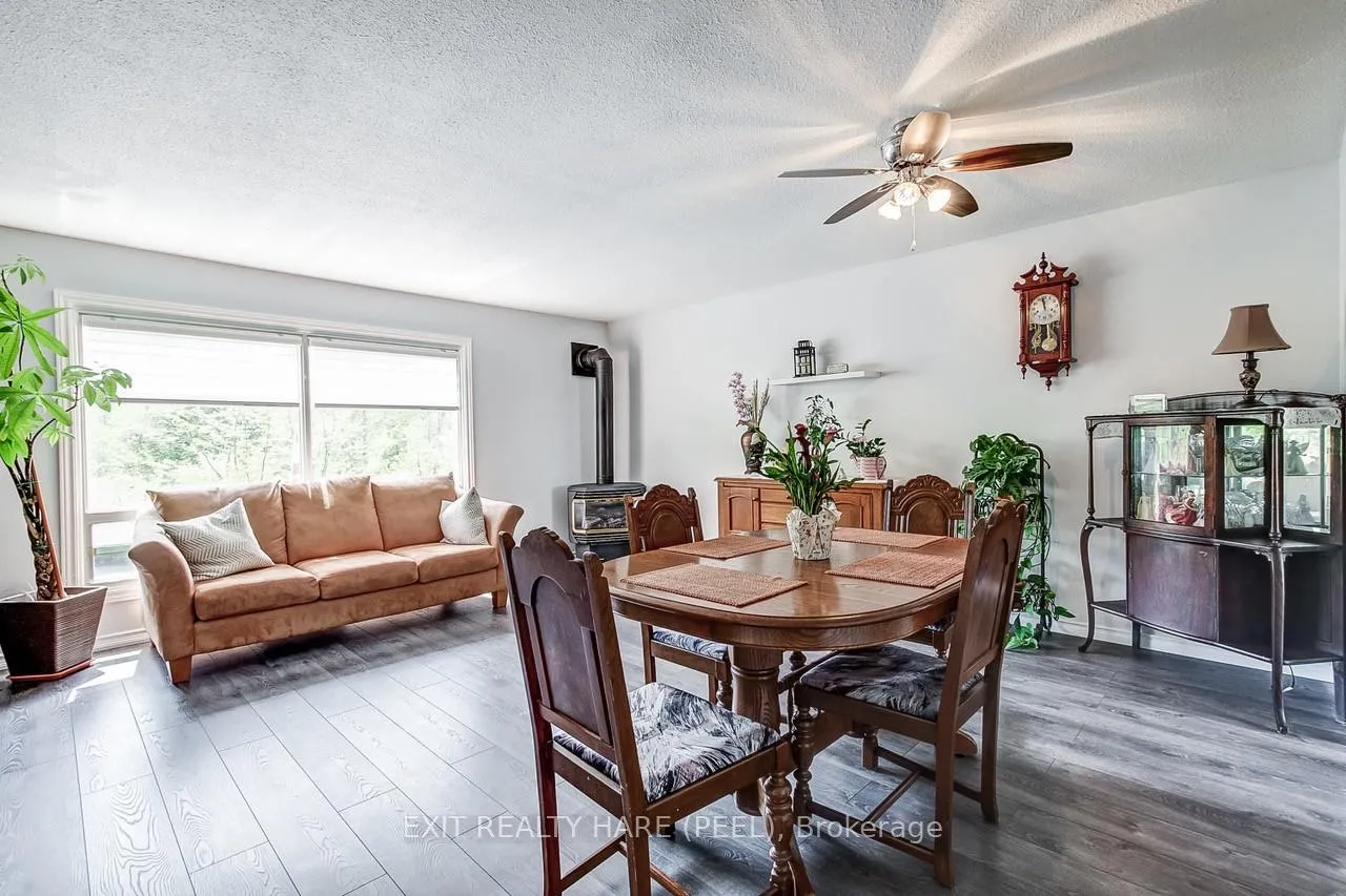 Photo 12 of 34 Kingham Road, Halton Hills, Acton — HOMEH