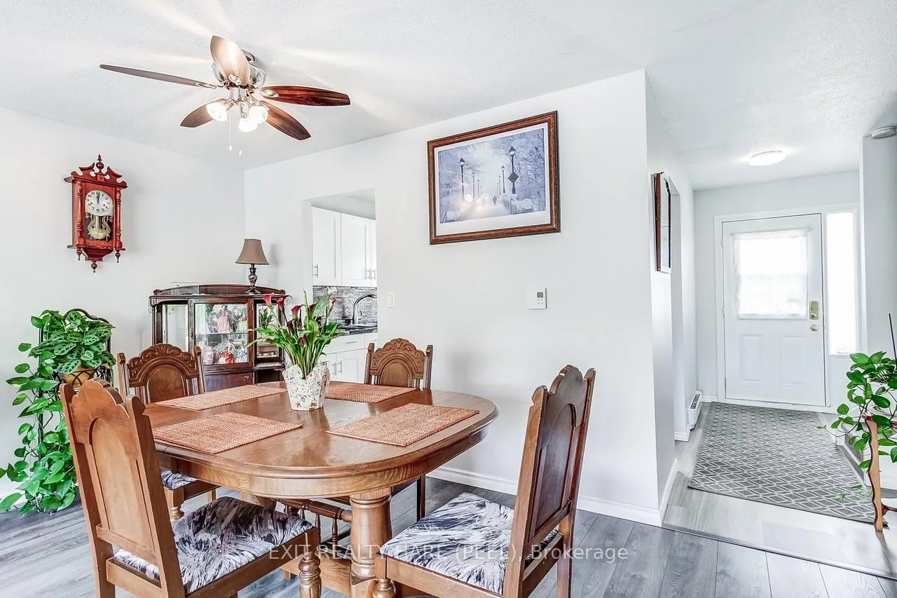 Photo 15 of 34 Kingham Road, Halton Hills, Acton — HOMEH