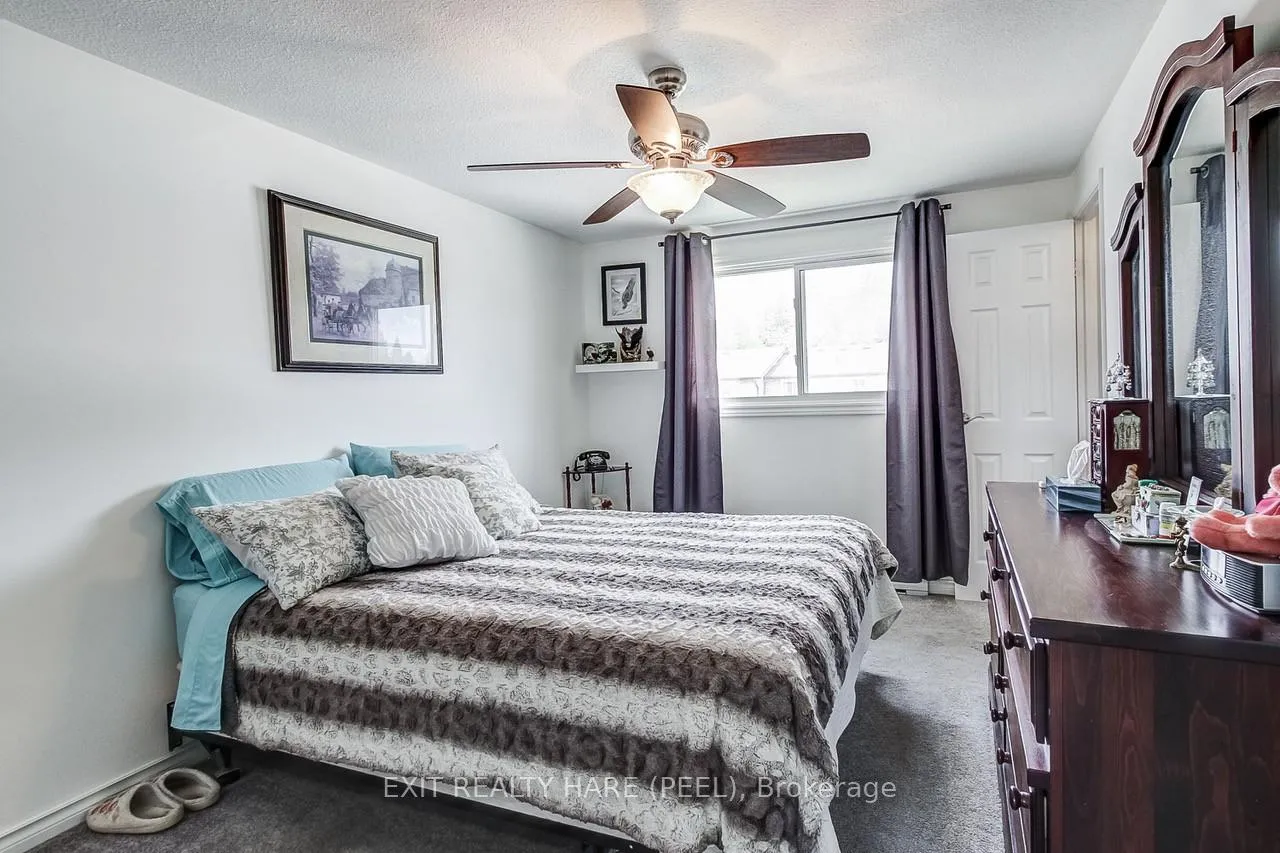 Photo 16 of 34 Kingham Road, Halton Hills, Acton — HOMEH