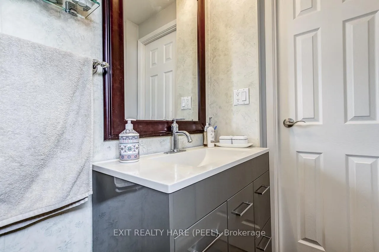 Photo 20 of 34 Kingham Road, Halton Hills, Acton — HOMEH