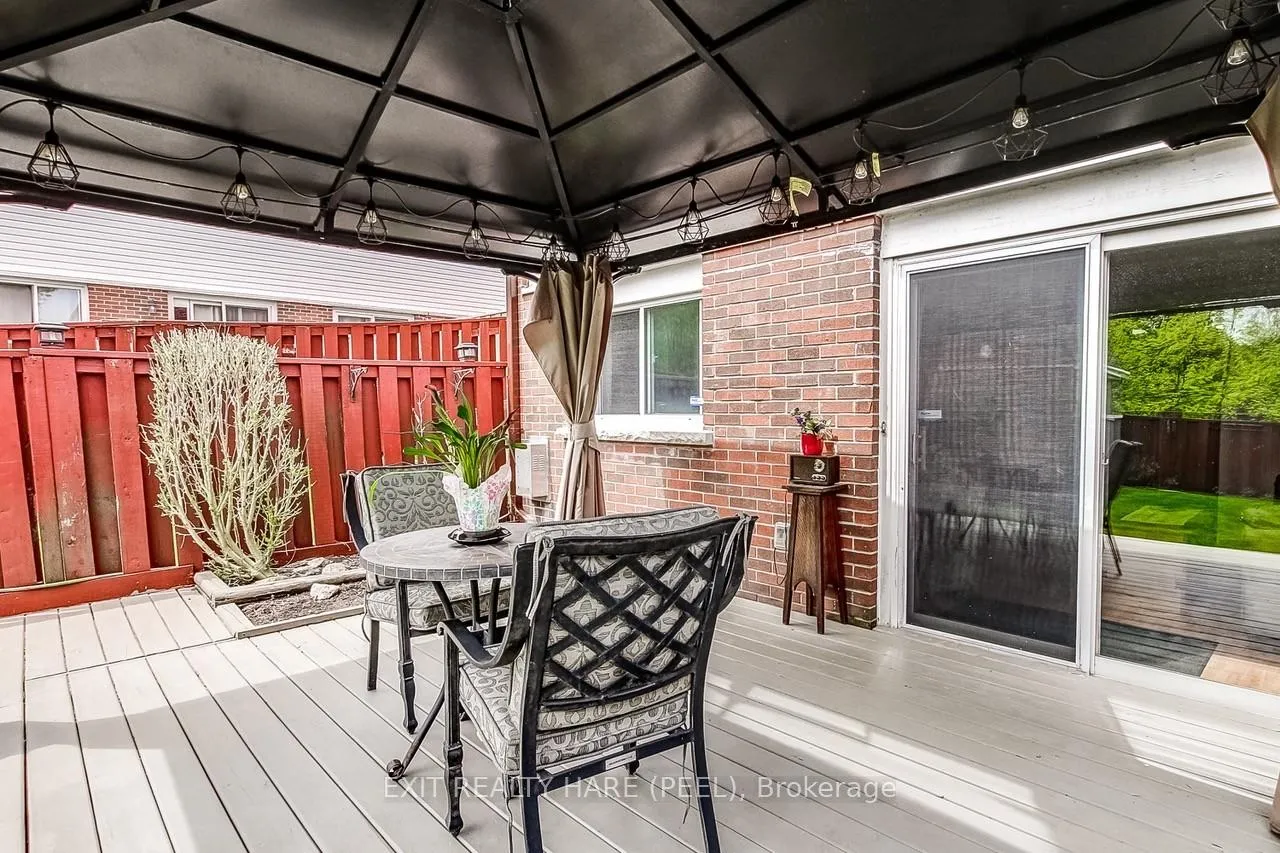 Photo 35 of 34 Kingham Road, Halton Hills, Acton — HOMEH