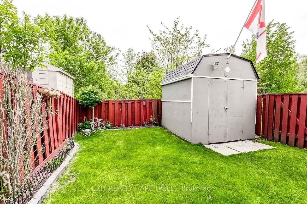 Photo 36 of 34 Kingham Road, Halton Hills, Acton — HOMEH