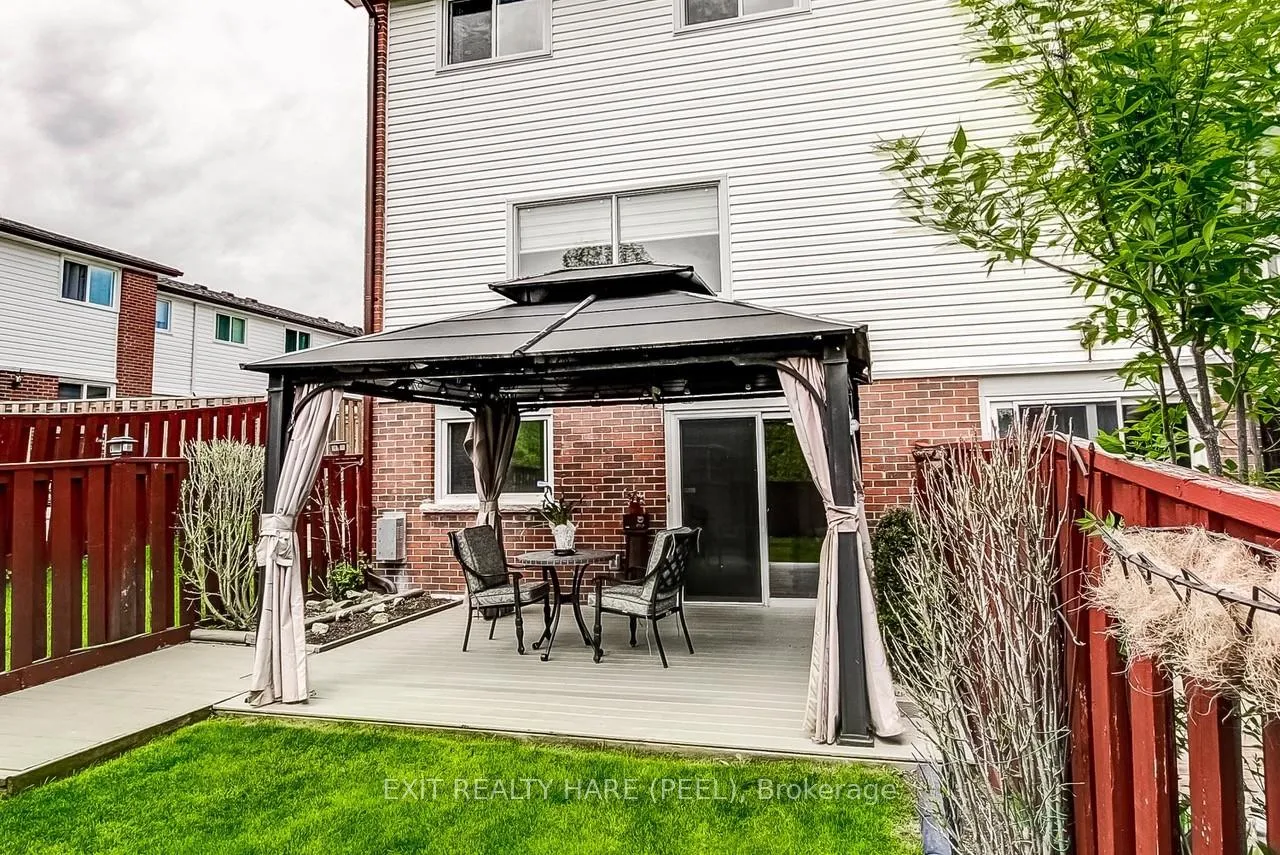 Photo 37 of 34 Kingham Road, Halton Hills, Acton — HOMEH