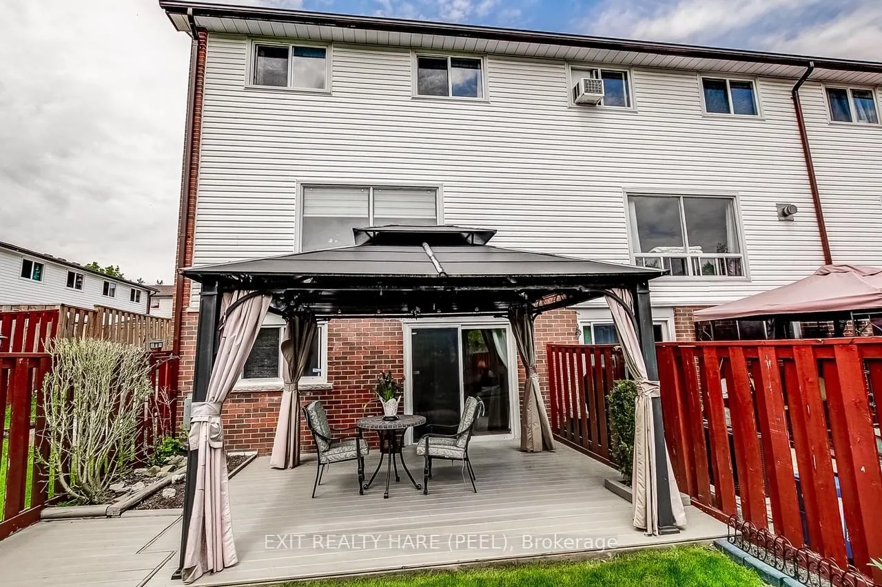 Photo 38 of 34 Kingham Road, Halton Hills, Acton — HOMEH