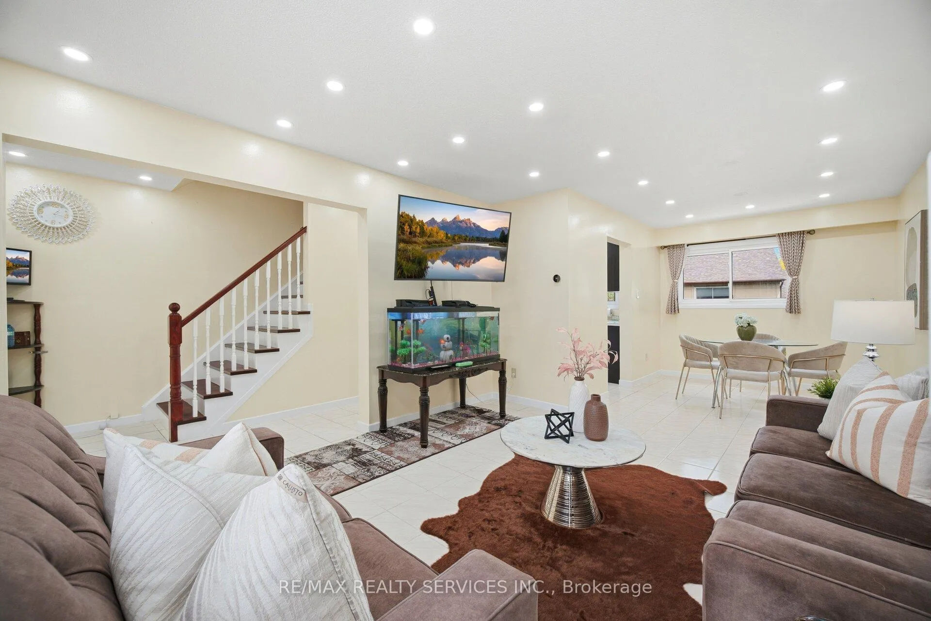 Photo 22 of 20 Rushmore Crescent, Brampton, Heart Lake East — HOMEH