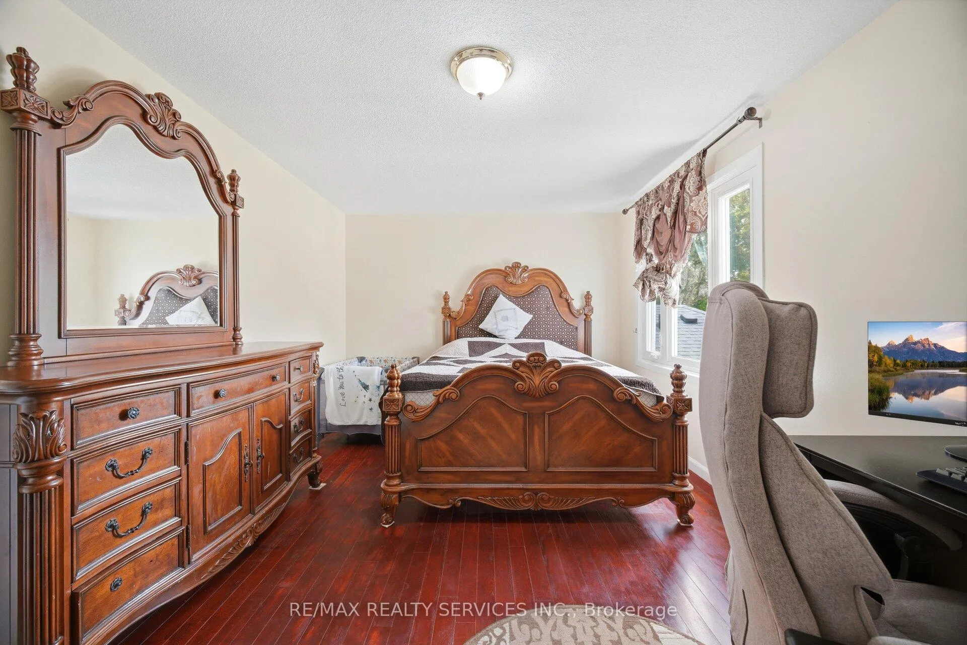 Photo 27 of 20 Rushmore Crescent, Brampton, Heart Lake East — HOMEH