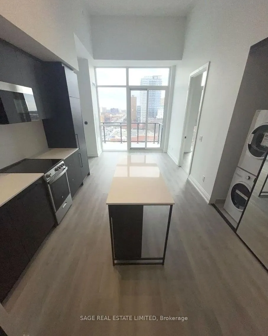 Photo 5 of Unit 1006, 2369 Danforth Avenue, Toronto, East End-Danforth — HOMEH