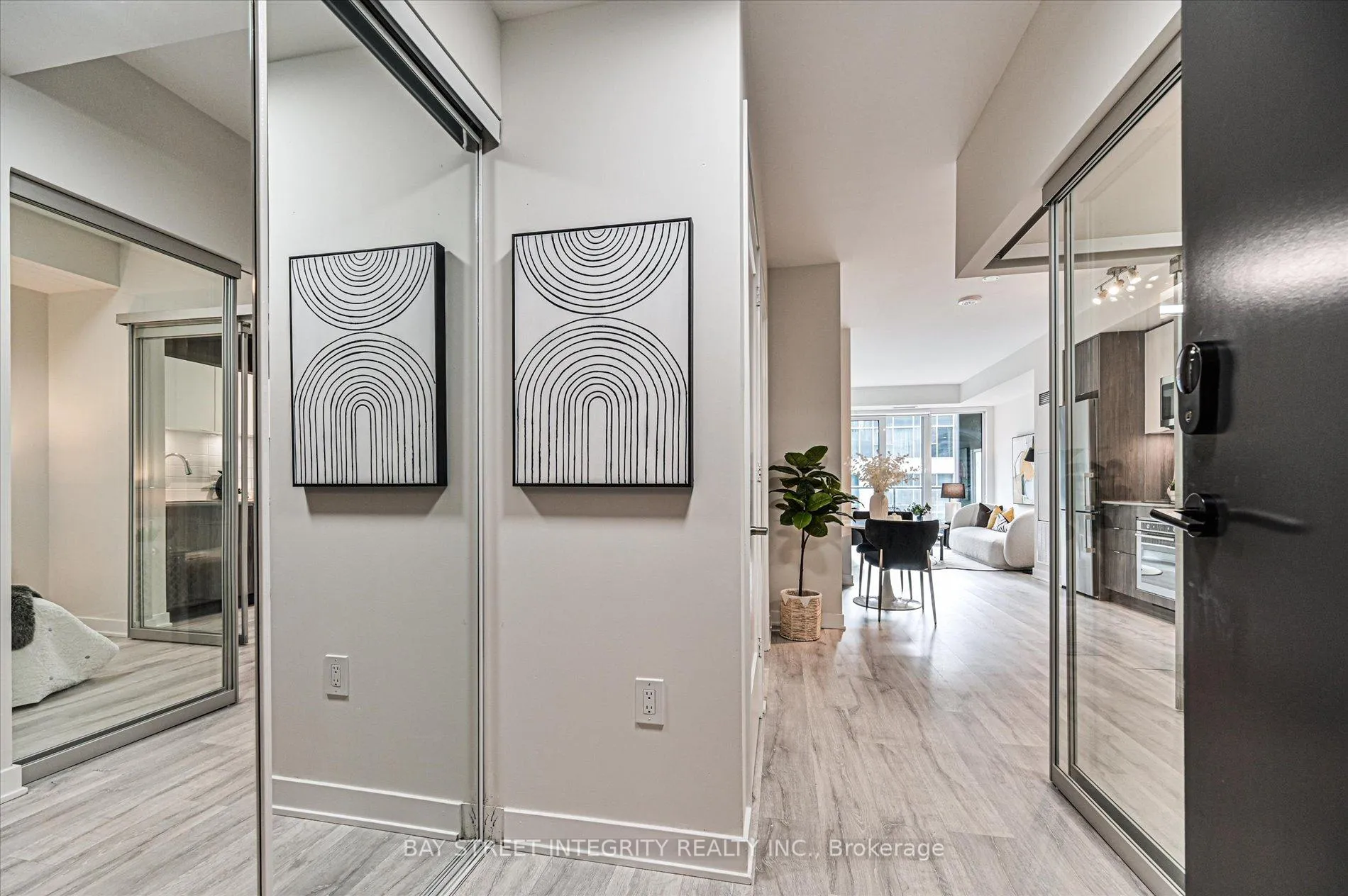 Photo 5 of Unit 516, 60 Princess Street, Toronto, Waterfront Communities — HOMEH