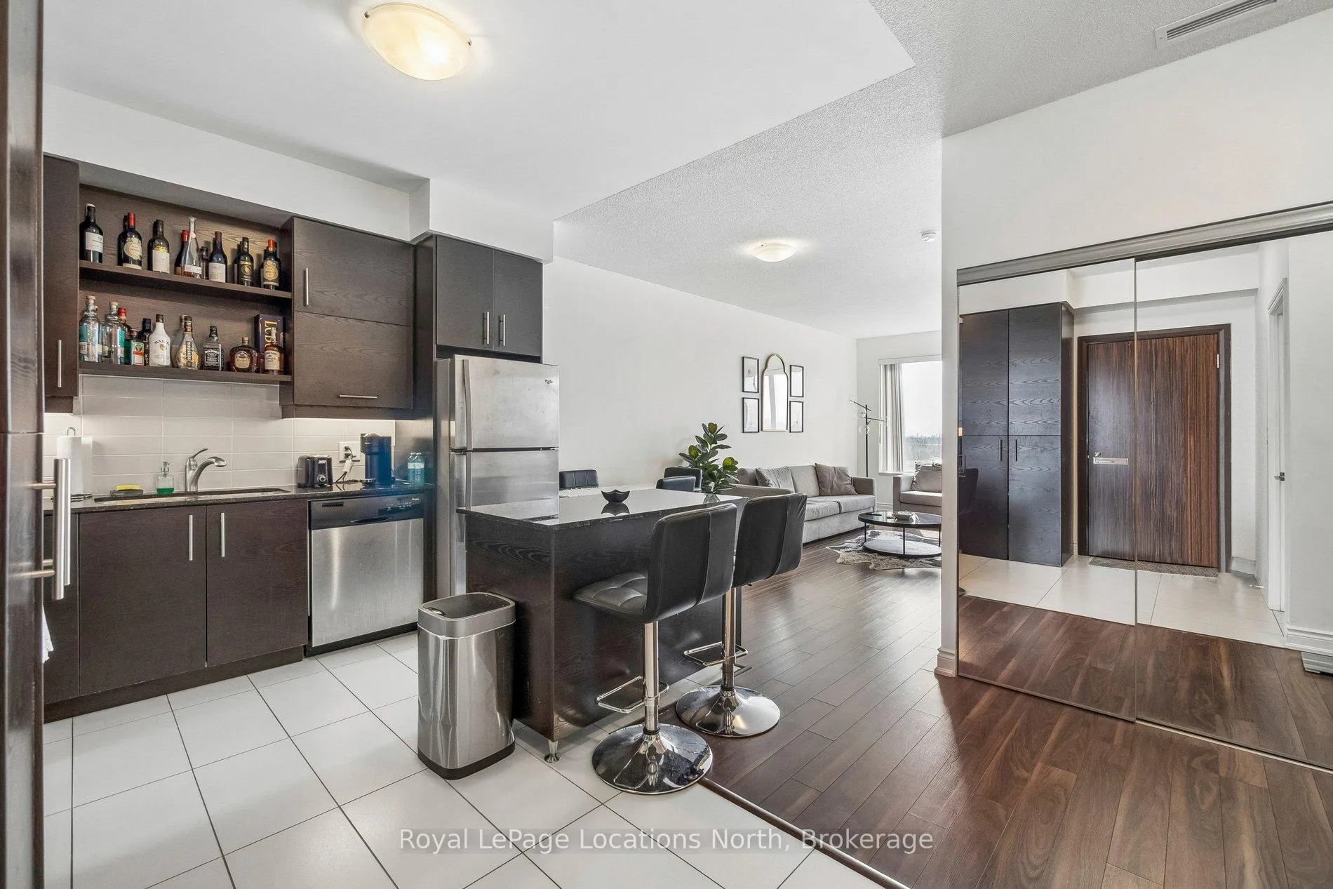 Photo 3 of Unit 810, 277 South Park Road, Markham, Commerce Valley — HOMEH