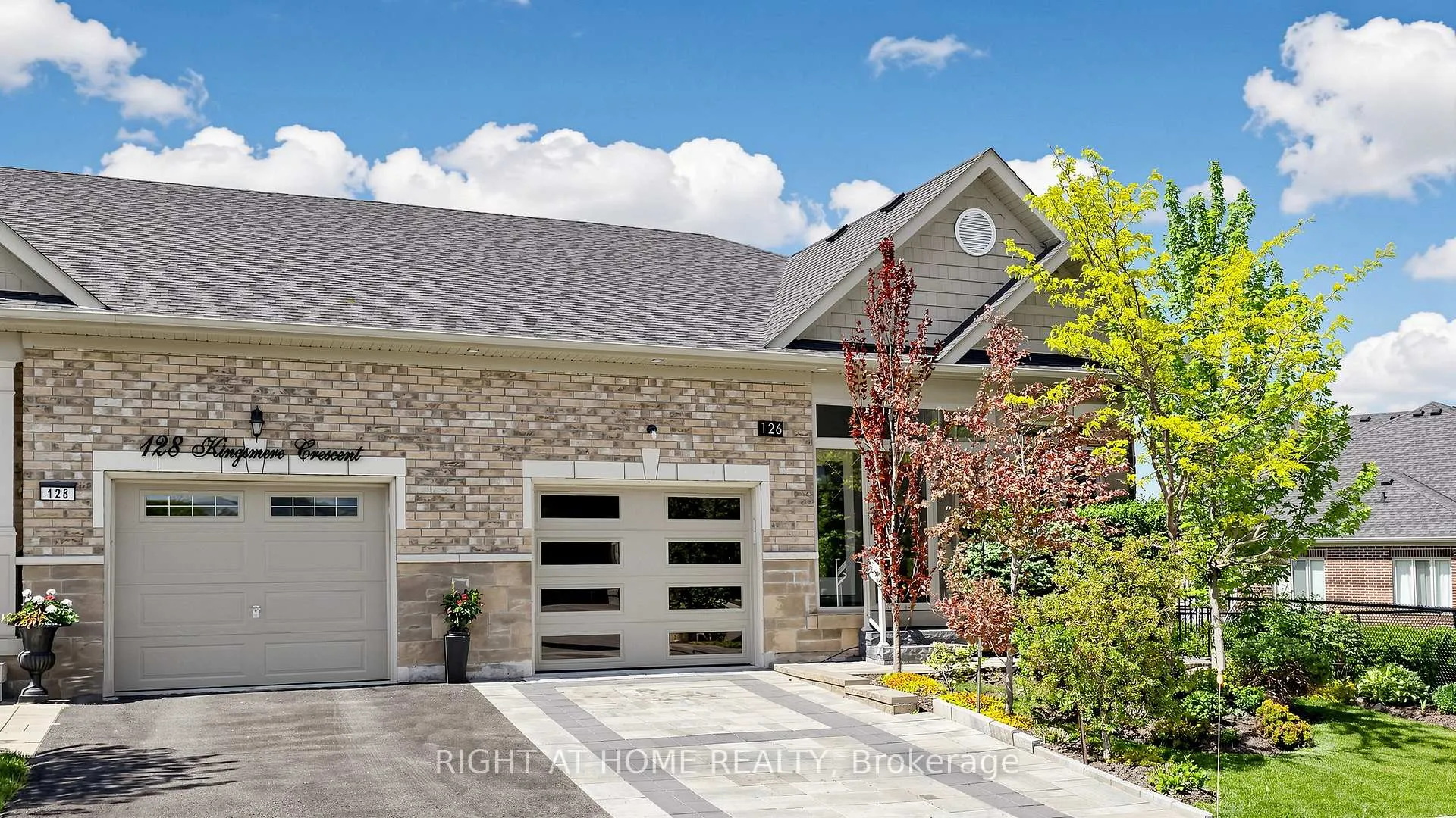 Photo 5 of 126 Kingsmere Crescent, New Tecumseth, Alliston — HOMEH