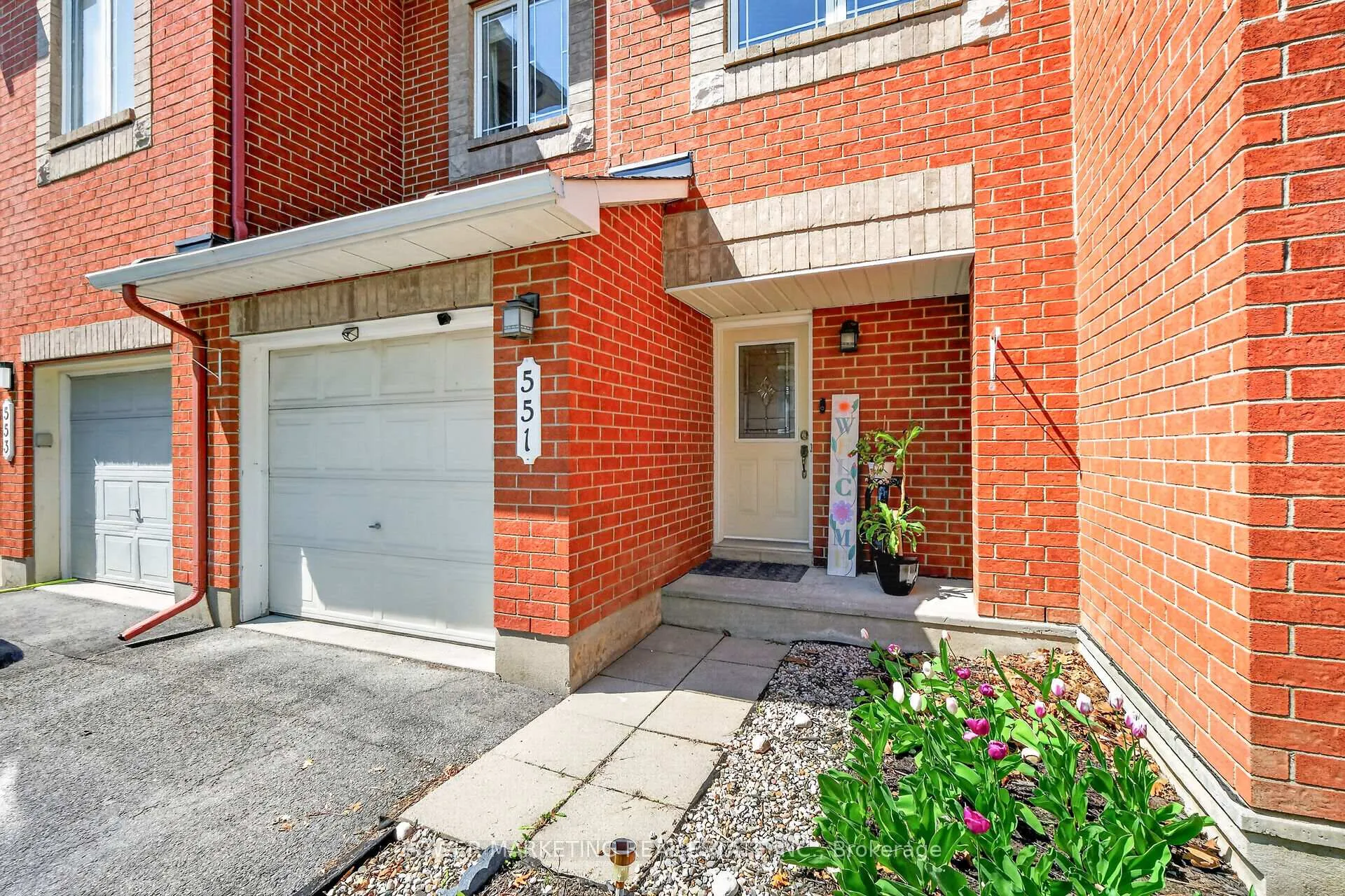Photo 3 of 551 Louis Toscano Drive, Ottawa, Avalon East — HOMEH