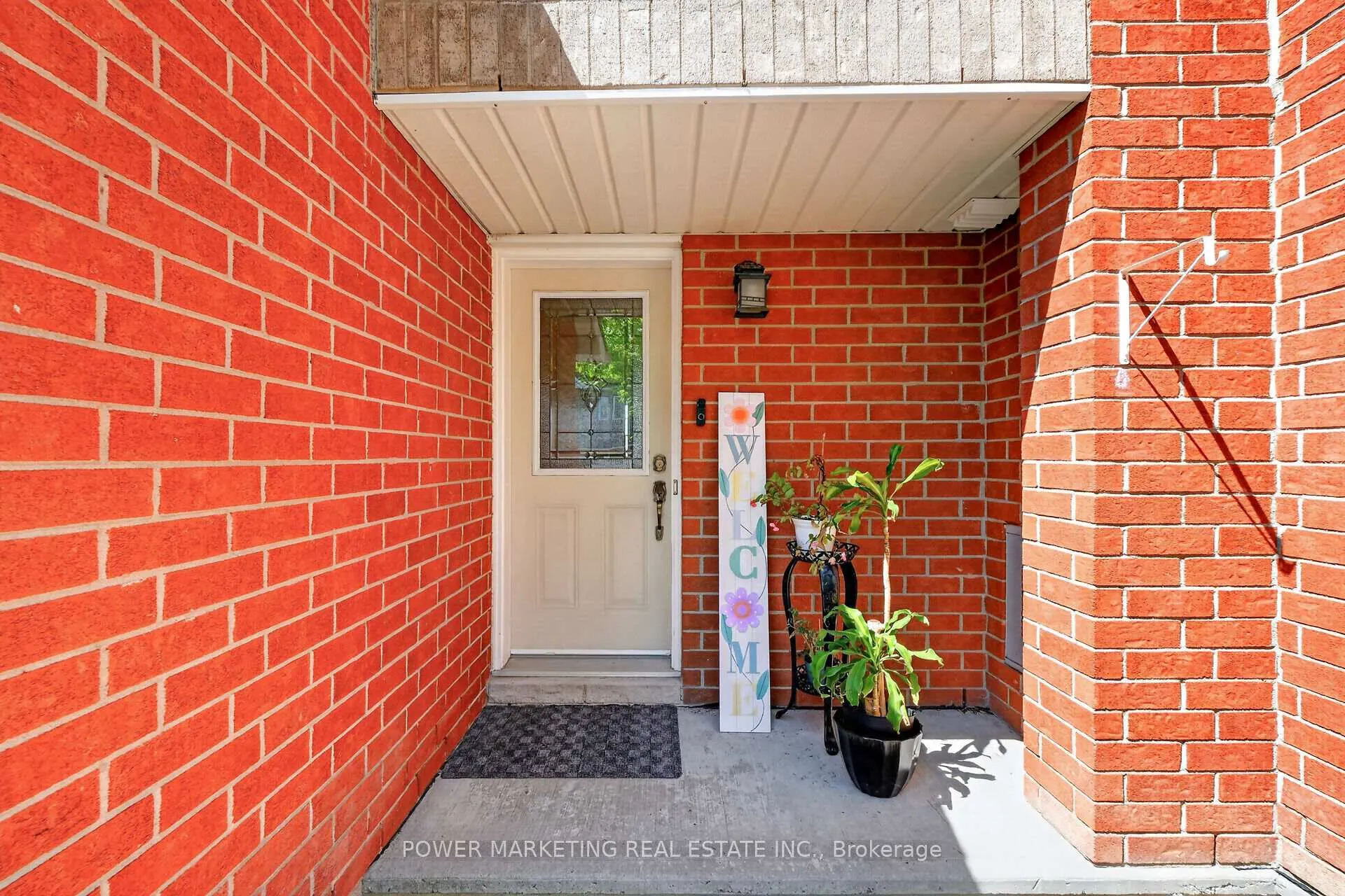 Photo 4 of 551 Louis Toscano Drive, Ottawa, Avalon East — HOMEH
