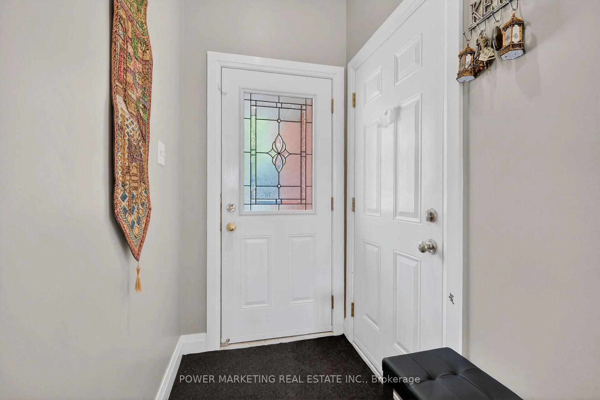Photo 5 of 551 Louis Toscano Drive, Ottawa, Avalon East — HOMEH