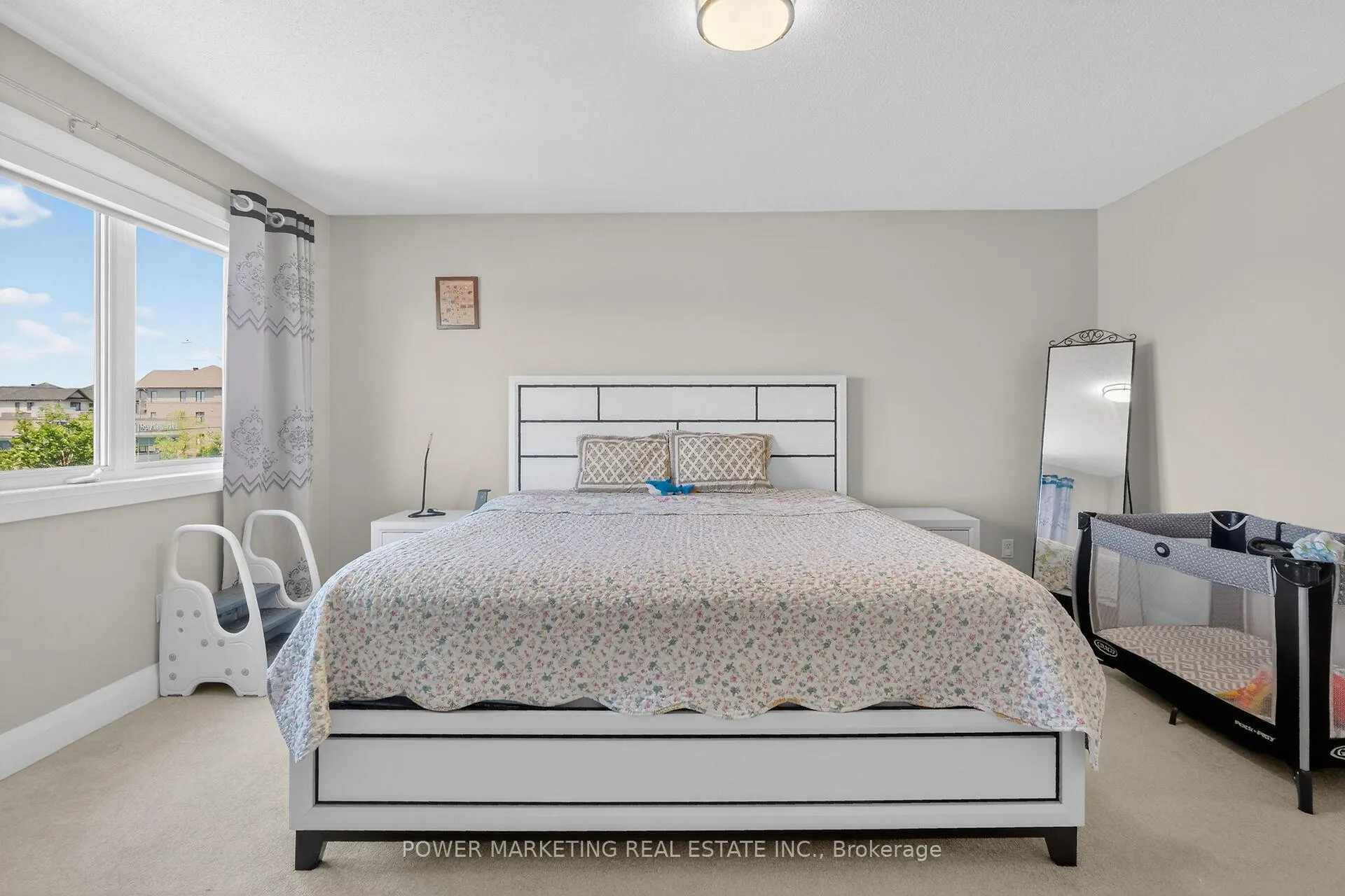 Photo 25 of 551 Louis Toscano Drive, Ottawa, Avalon East — HOMEH