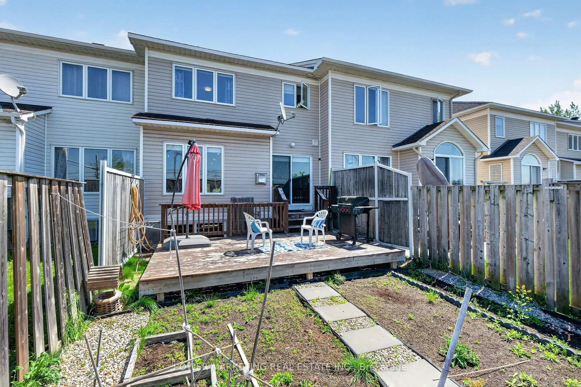 Photo 40 of 551 Louis Toscano Drive, Ottawa, Avalon East — HOMEH