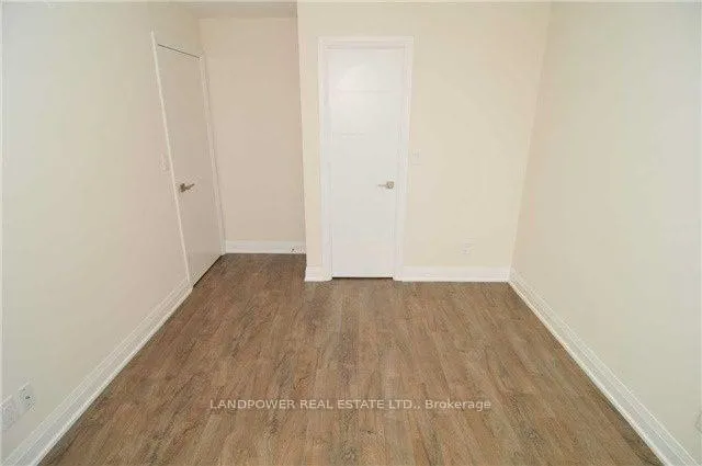 Photo 5 of Unit 812, 18 Uptown Drive, Markham, Unionville — HOMEH