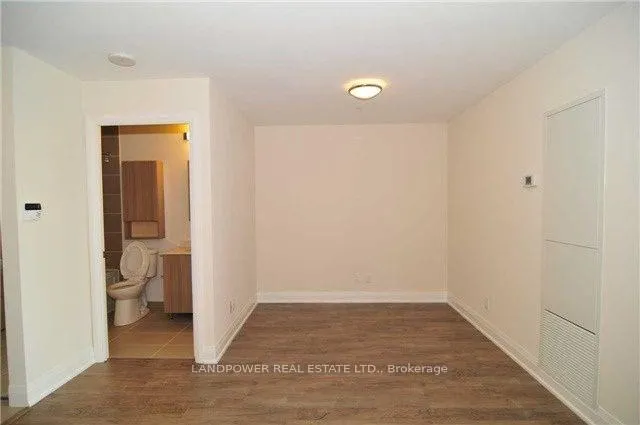 Photo 9 of Unit 812, 18 Uptown Drive, Markham, Unionville — HOMEH
