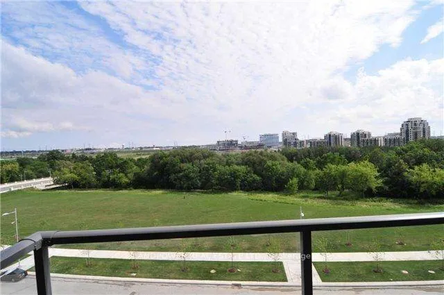 Photo 13 of Unit 812, 18 Uptown Drive, Markham, Unionville — HOMEH