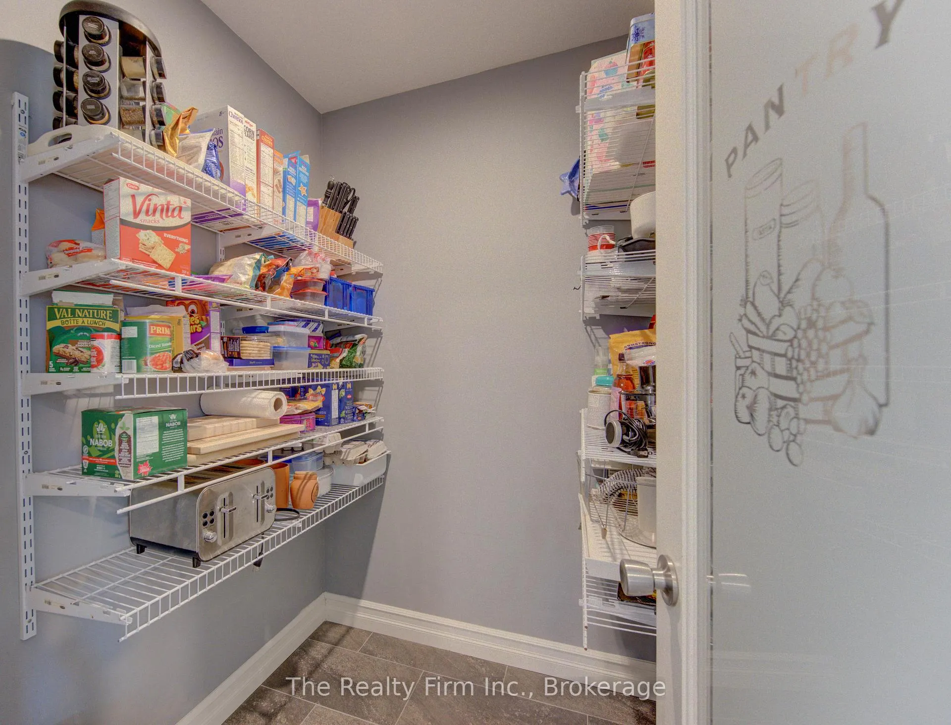 Photo 17 of 475 Albert Avenue N, North Perth, Listowel — HOMEH