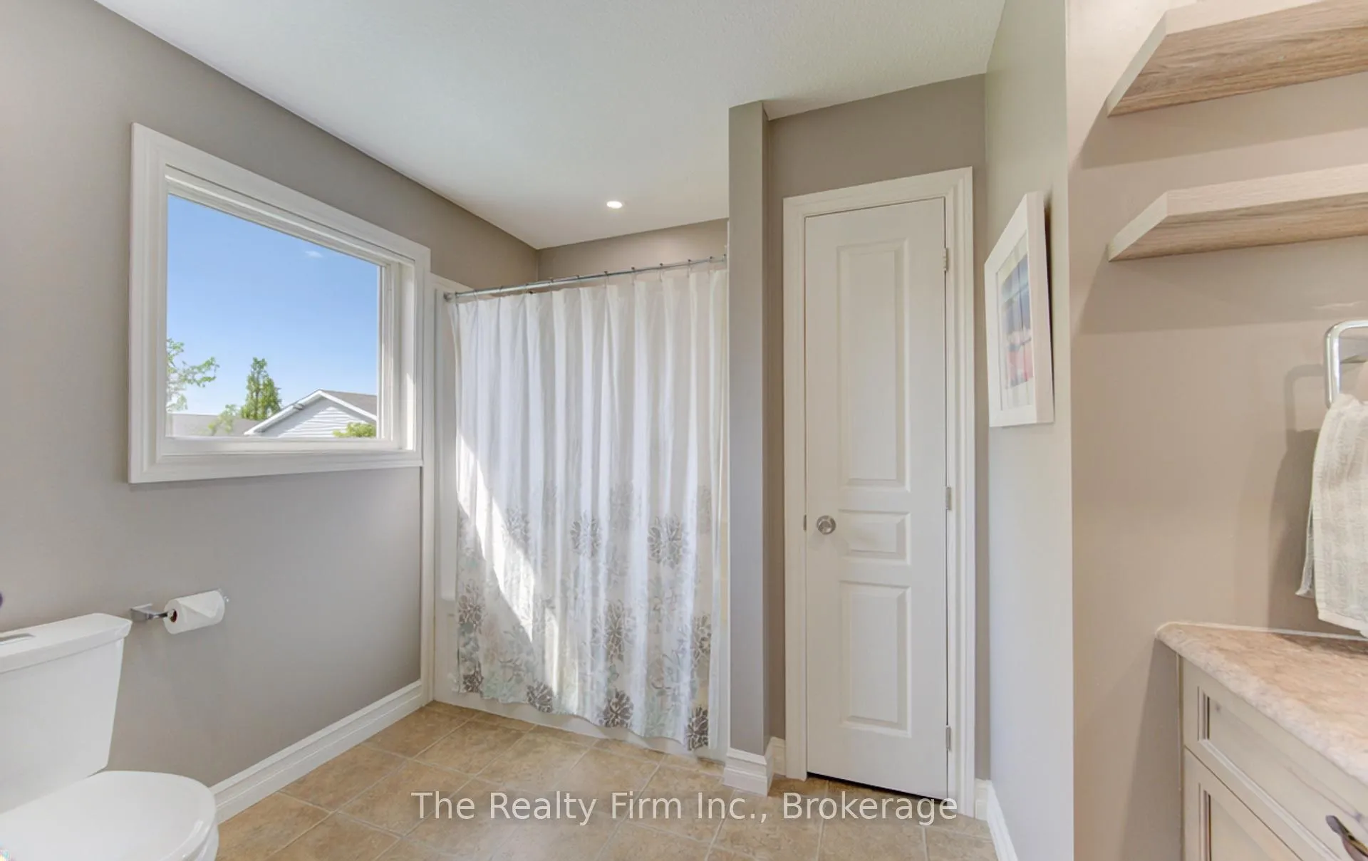 Photo 28 of 475 Albert Avenue N, North Perth, Listowel — HOMEH