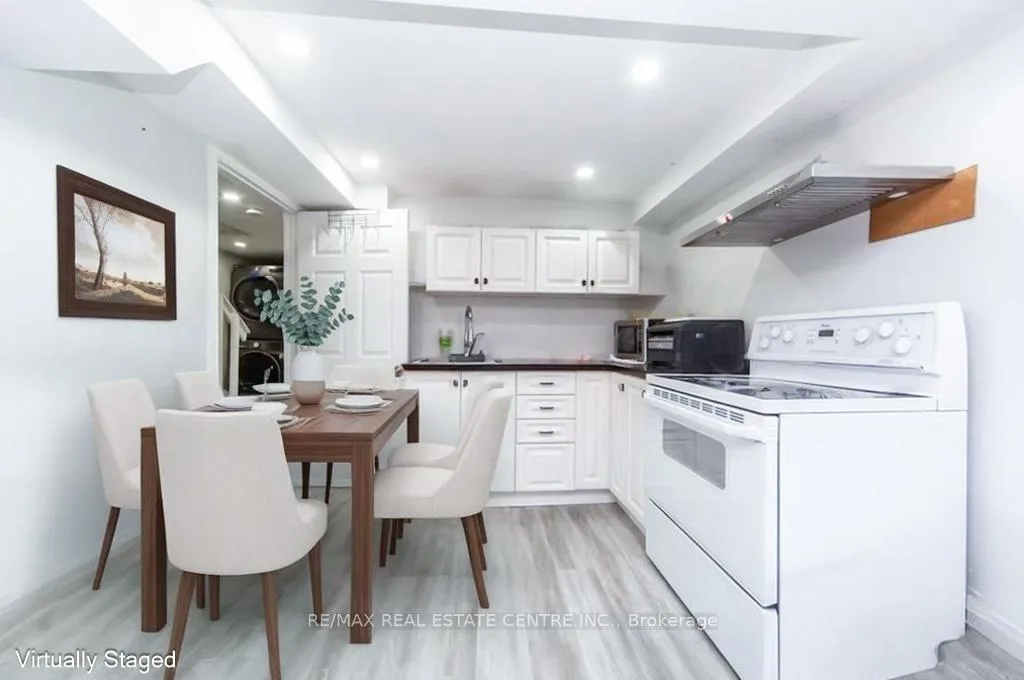 Photo 8 of 12 Greenhills Square, Brampton, Northgate — HOMEH