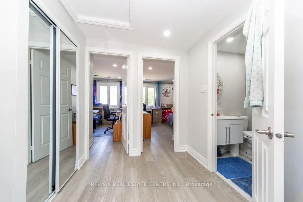 Photo 45 of 12 Greenhills Square, Brampton, Northgate — HOMEH
