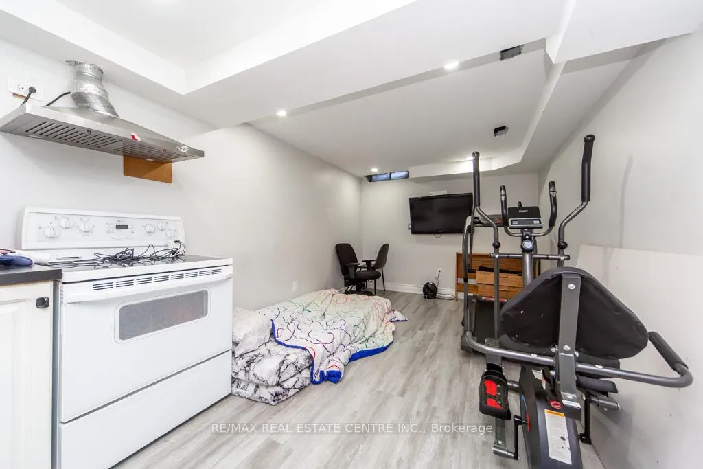 Photo 29 of 12 Greenhills Square, Brampton, Northgate — HOMEH