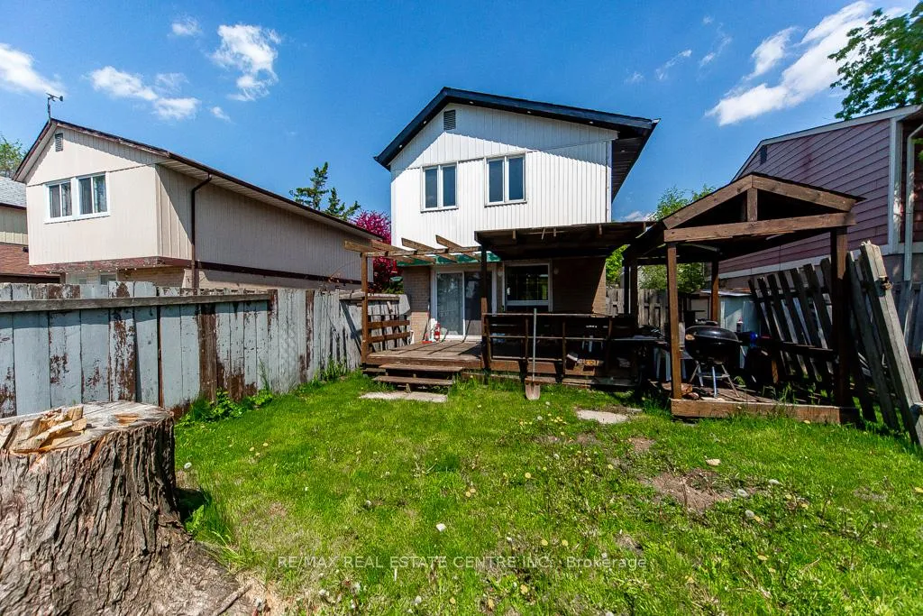 Photo 37 of 12 Greenhills Square, Brampton, Northgate — HOMEH