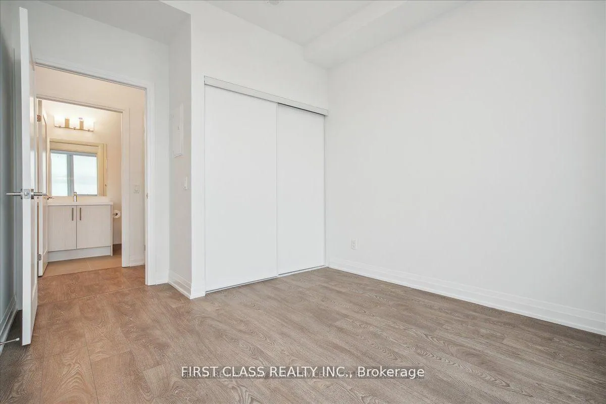 Photo 10 of Unit 913, 286 Main Street, Toronto, East End-Danforth — HOMEH