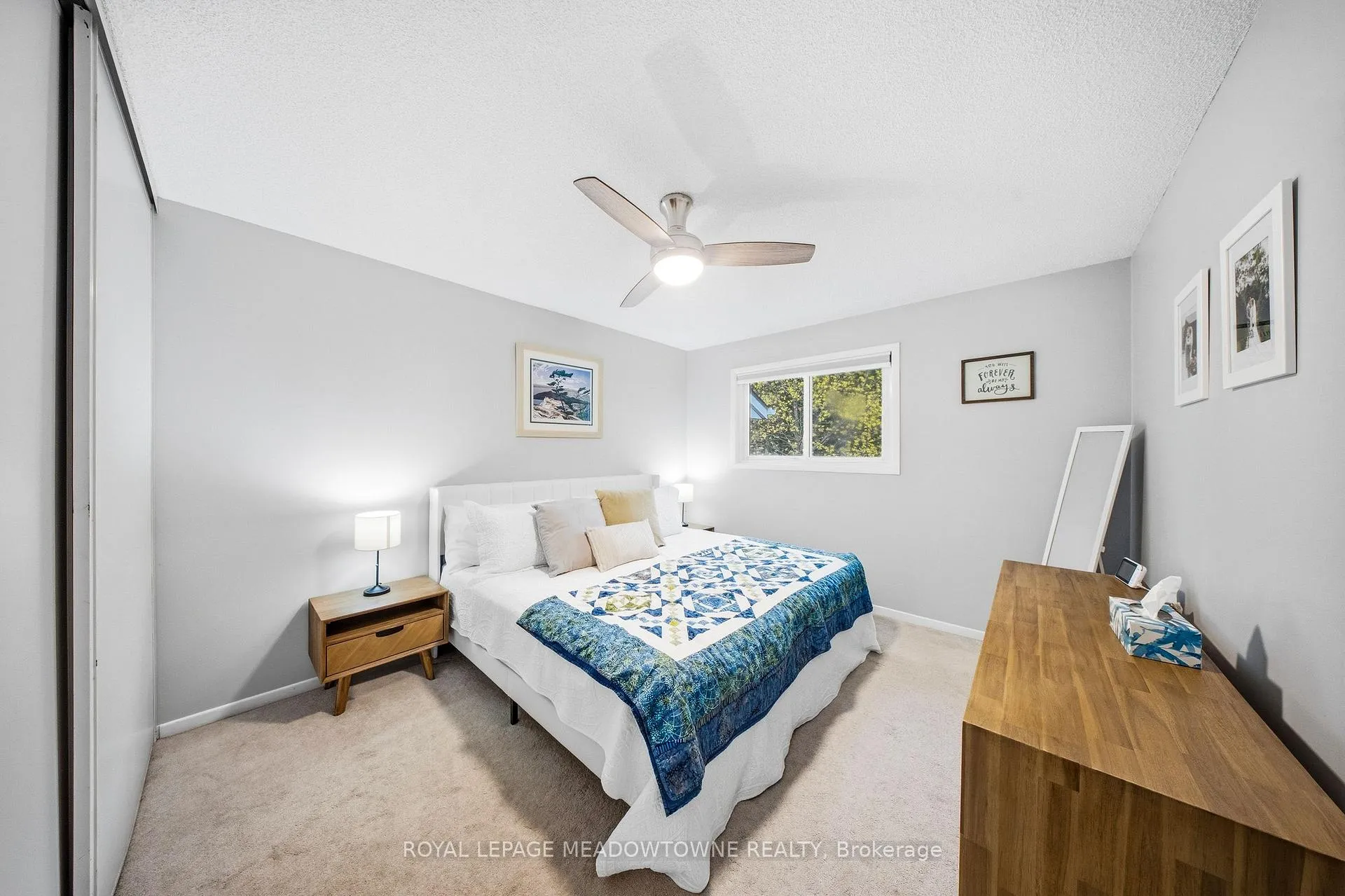 Photo 23 of 8 Lynden Circle, Halton Hills, Georgetown — HOMEH
