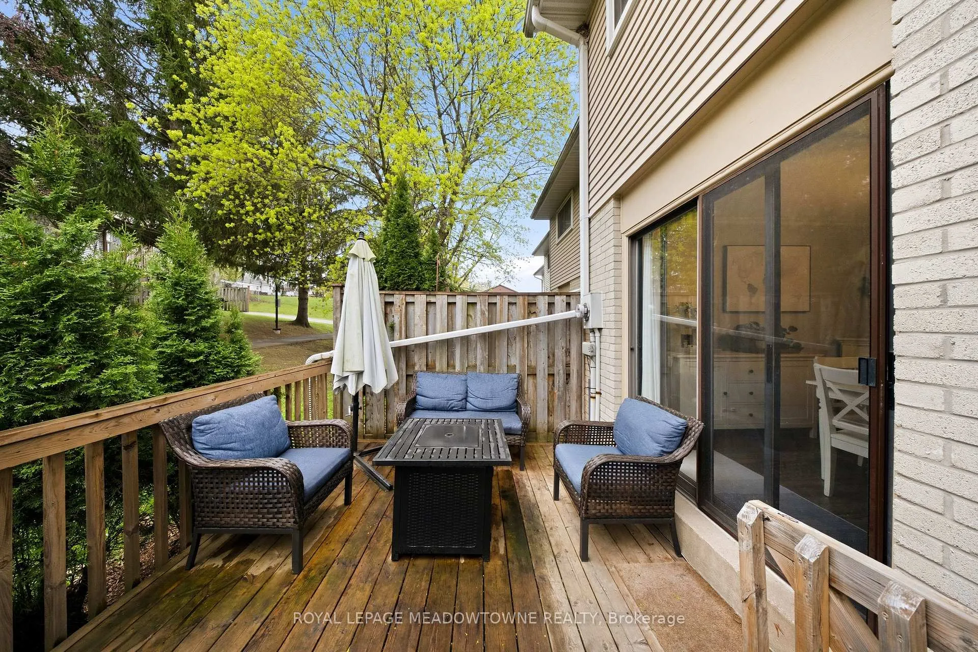 Photo 40 of 8 Lynden Circle, Halton Hills, Georgetown — HOMEH