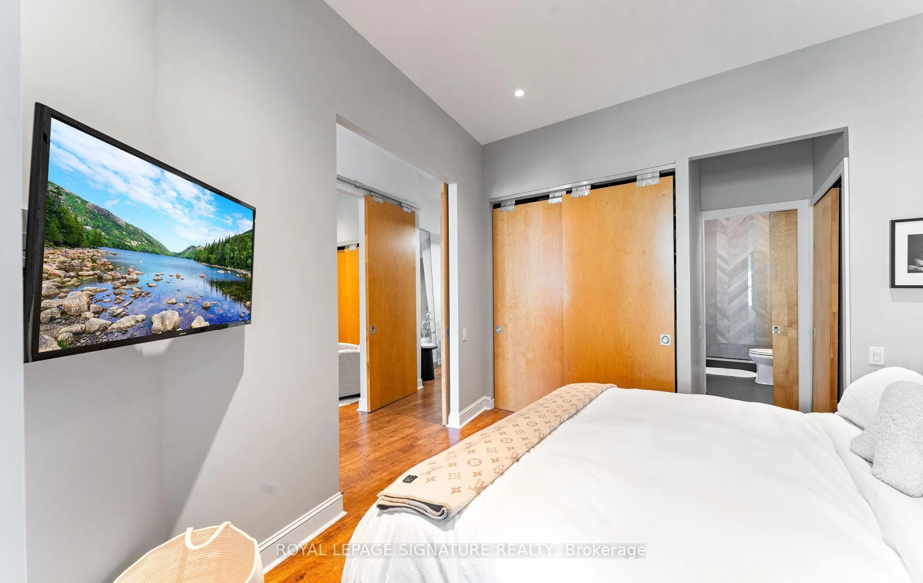 Photo 10 of Unit 608, 155 Dalhousie Street, Toronto, Church-Yonge Corridor — HOMEH