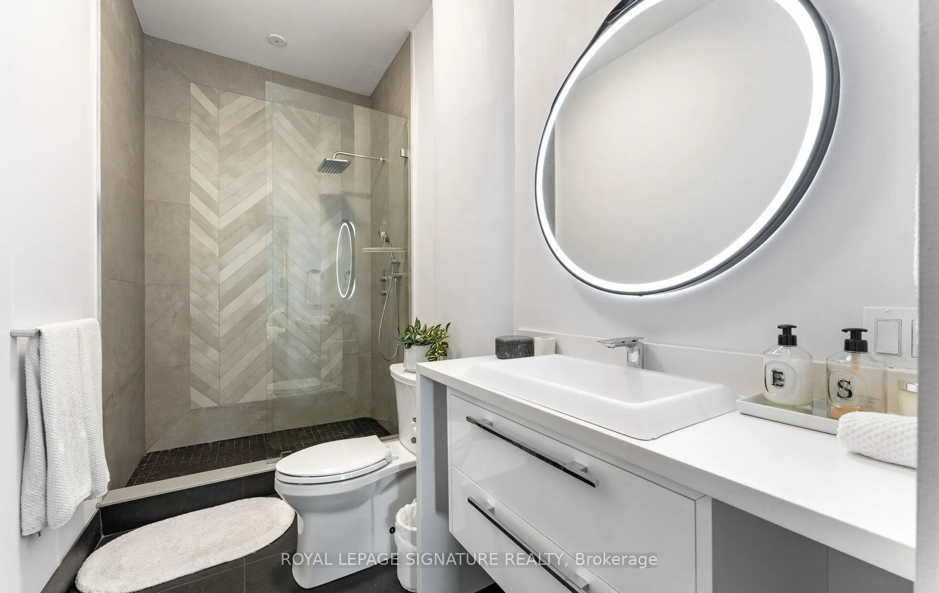 Photo 11 of Unit 608, 155 Dalhousie Street, Toronto, Church-Yonge Corridor — HOMEH