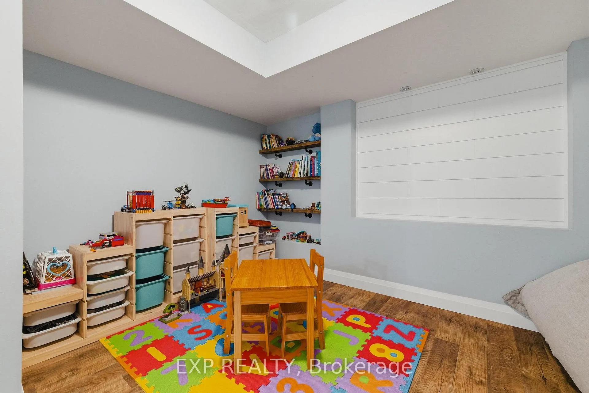 Photo 24 of 6 Berdux Place, Wellesley — HOMEH