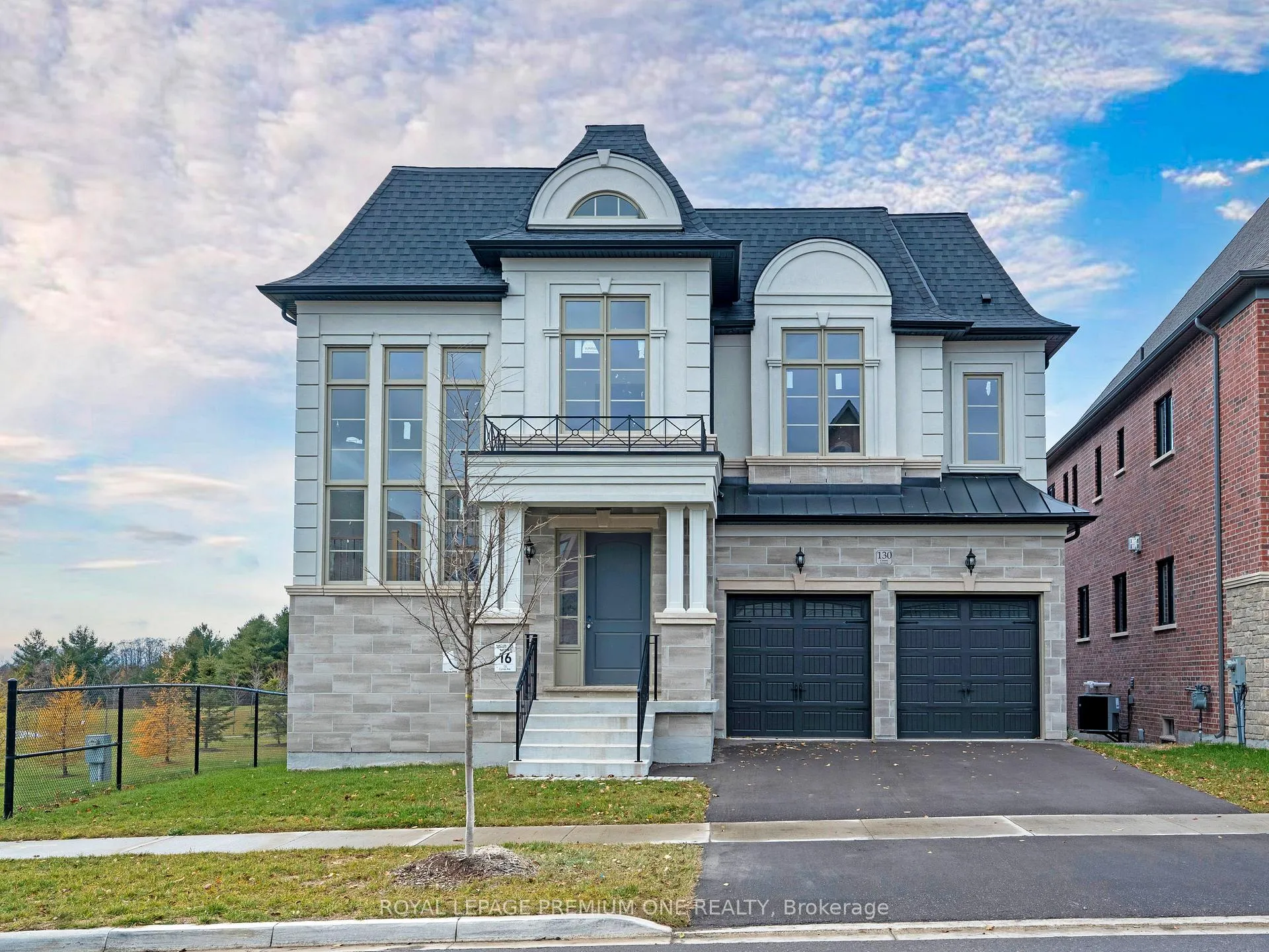 Photo 2 of 130 Cannes Avenue, Vaughan, Vellore Village — HOMEH