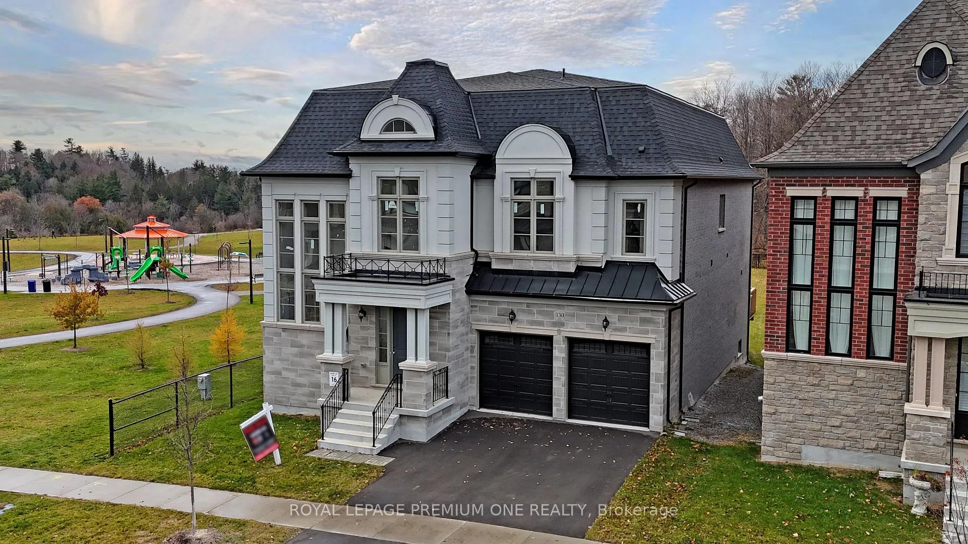 Photo 4 of 130 Cannes Avenue, Vaughan, Vellore Village — HOMEH