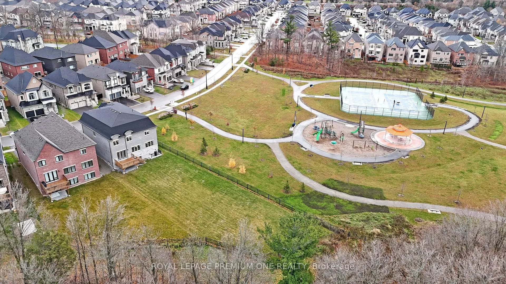 Photo 18 of 130 Cannes Avenue, Vaughan, Vellore Village — HOMEH