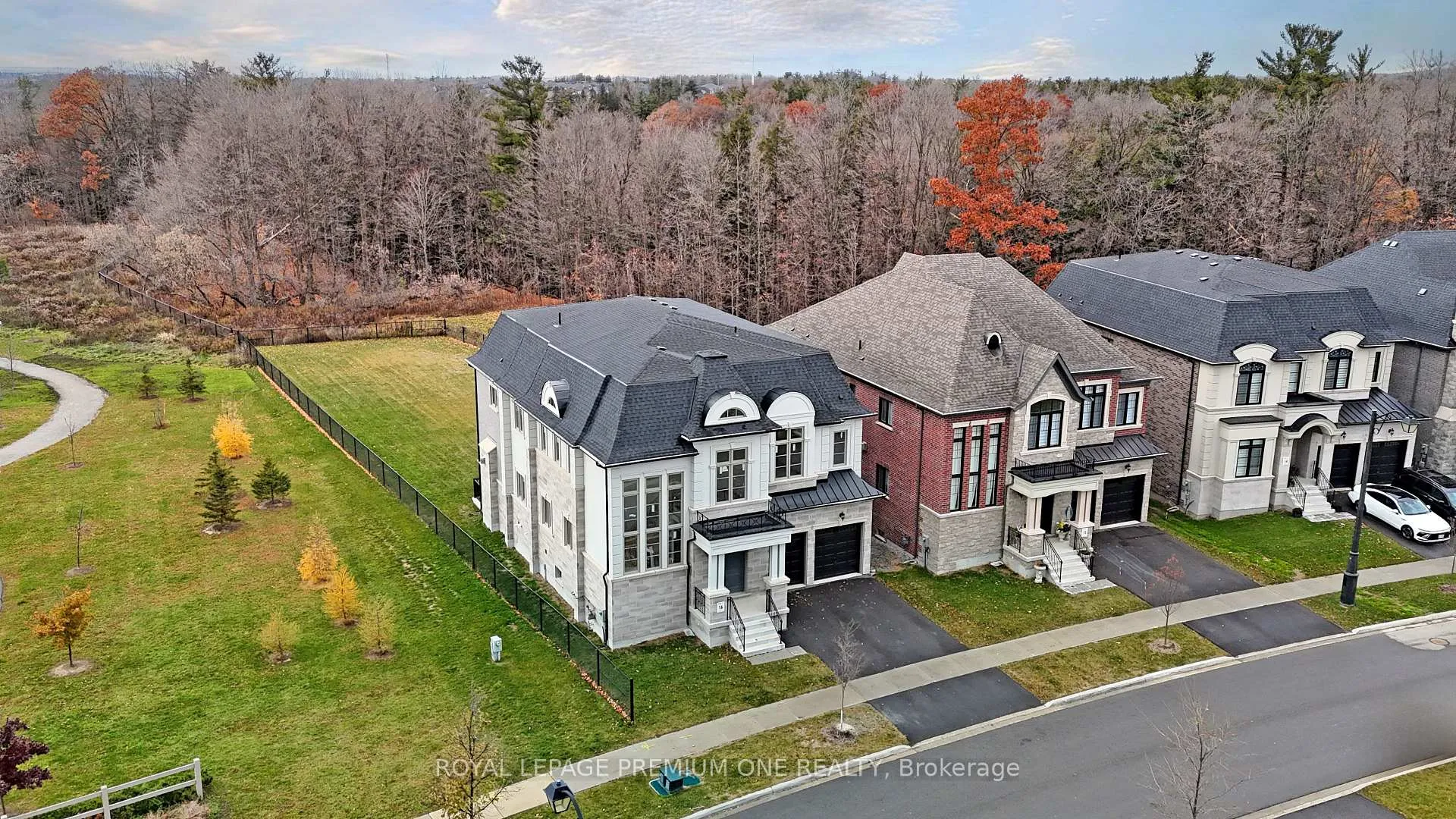 Photo 21 of 130 Cannes Avenue, Vaughan, Vellore Village — HOMEH