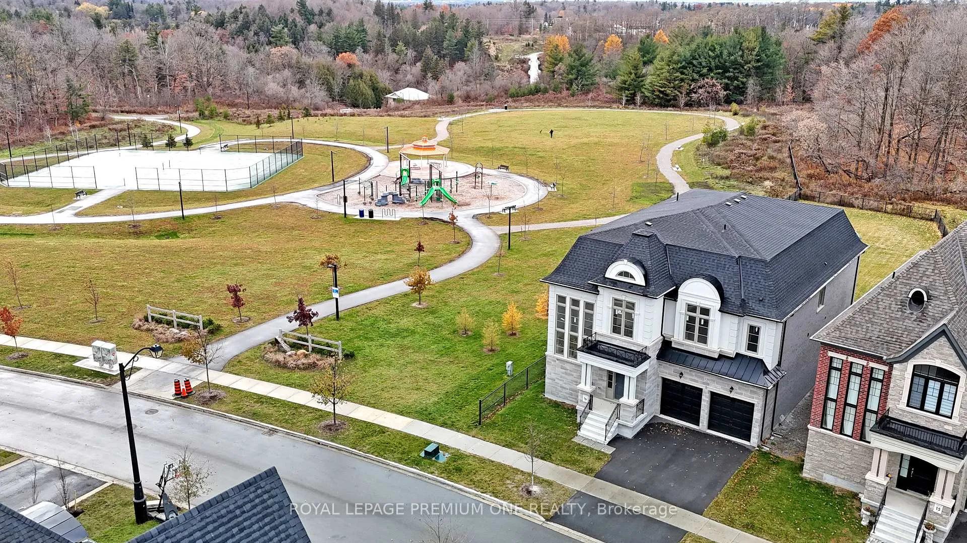 Photo 22 of 130 Cannes Avenue, Vaughan, Vellore Village — HOMEH