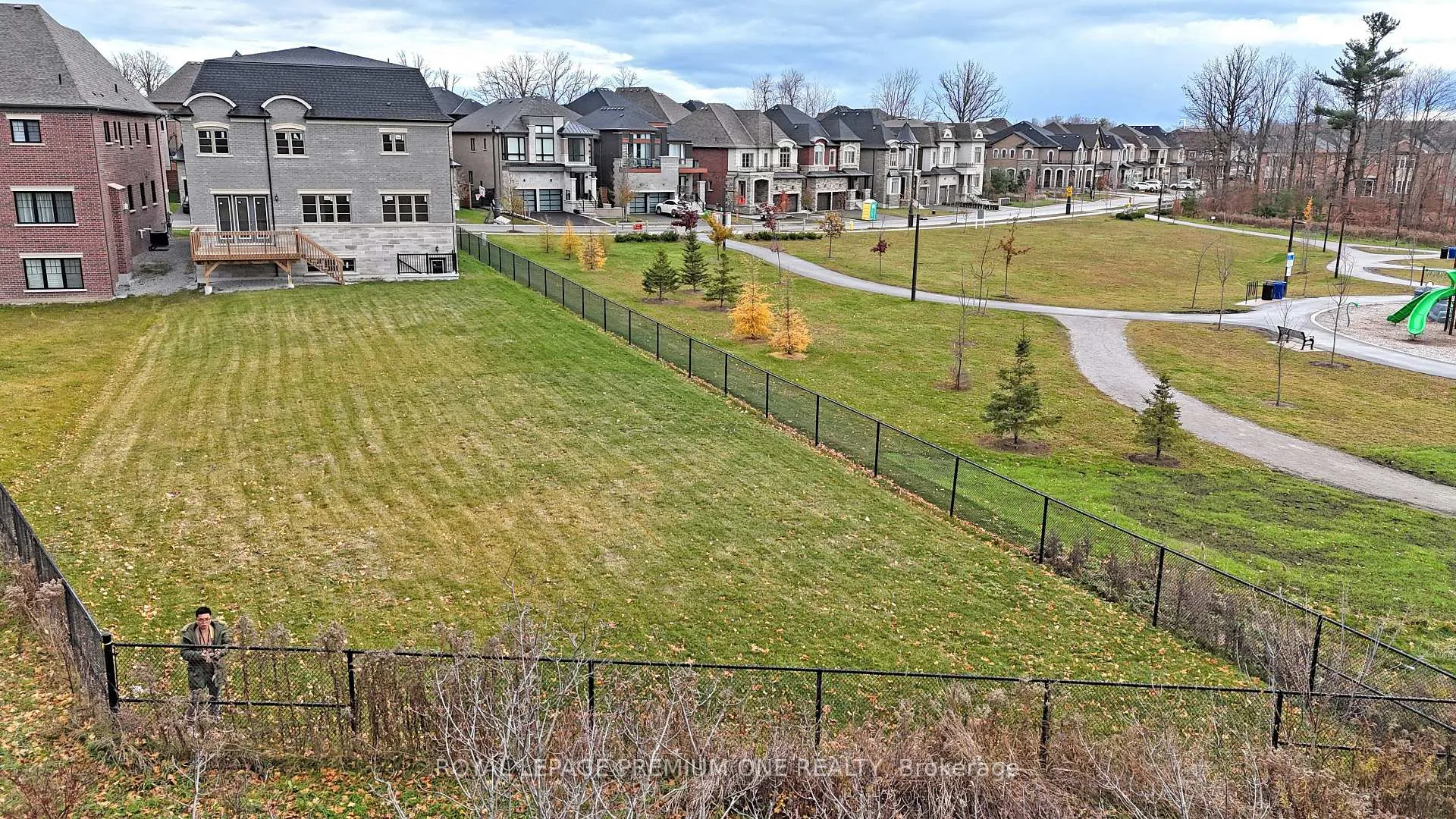 Photo 28 of 130 Cannes Avenue, Vaughan, Vellore Village — HOMEH
