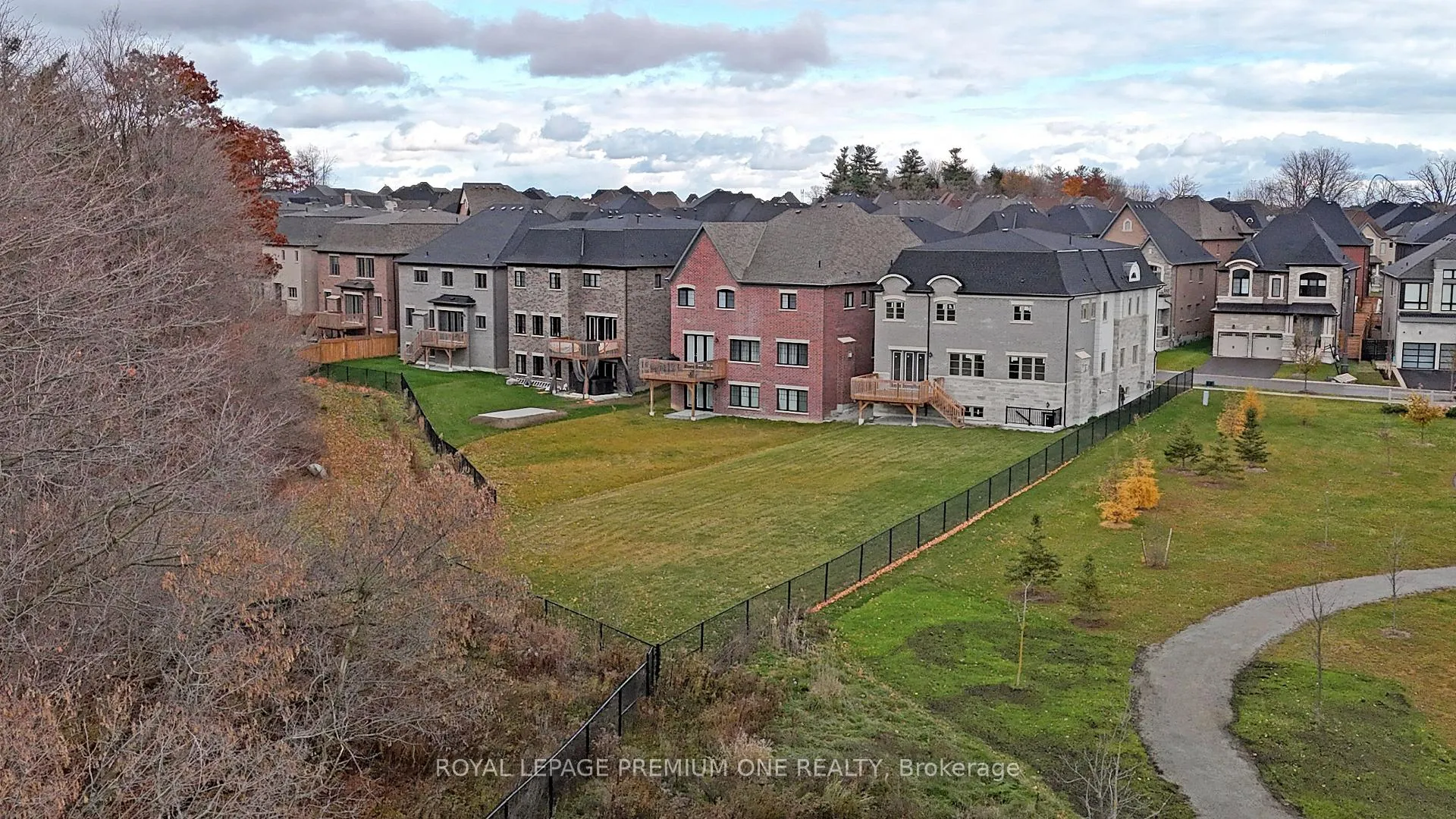 Photo 39 of 130 Cannes Avenue, Vaughan, Vellore Village — HOMEH