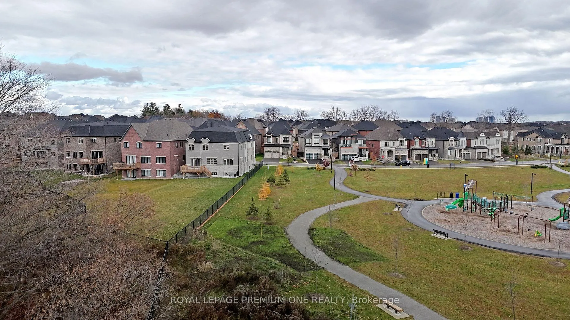 Photo 40 of 130 Cannes Avenue, Vaughan, Vellore Village — HOMEH