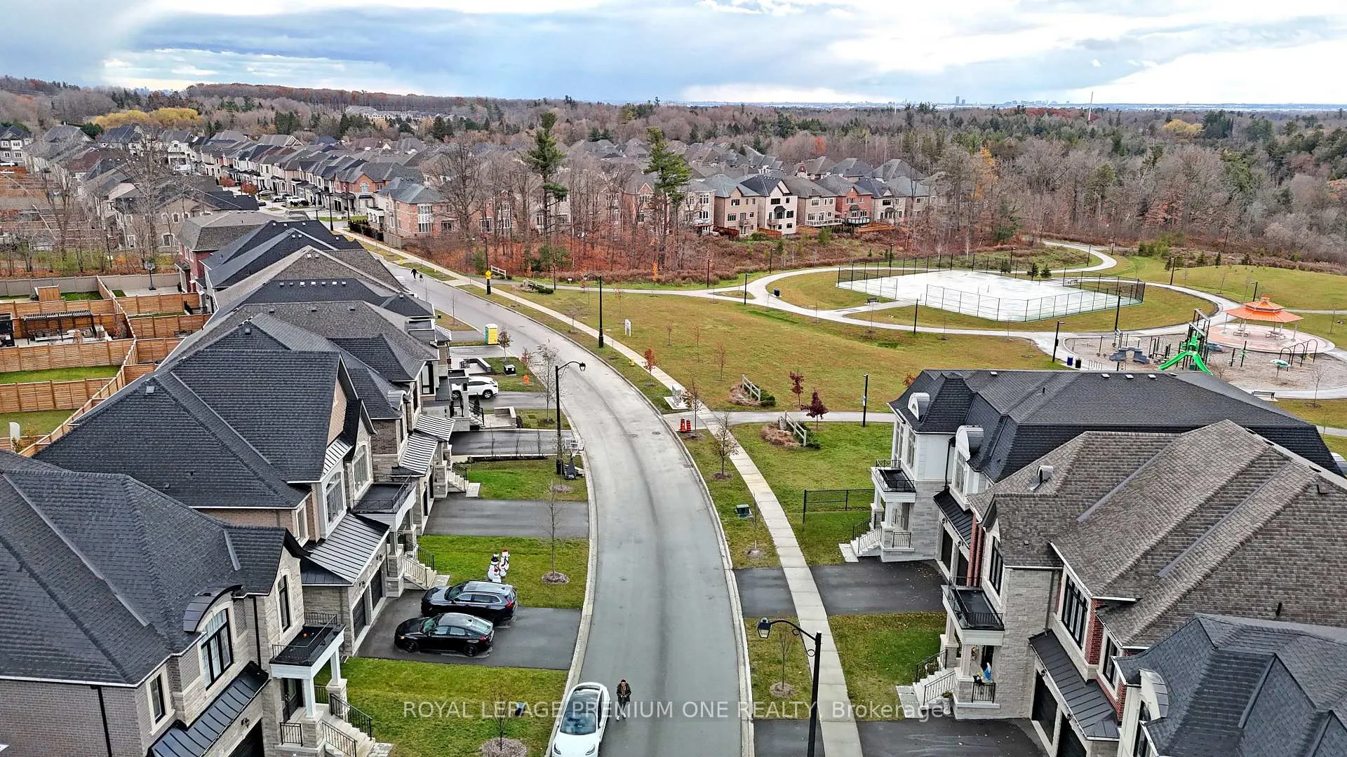 Photo 41 of 130 Cannes Avenue, Vaughan, Vellore Village — HOMEH