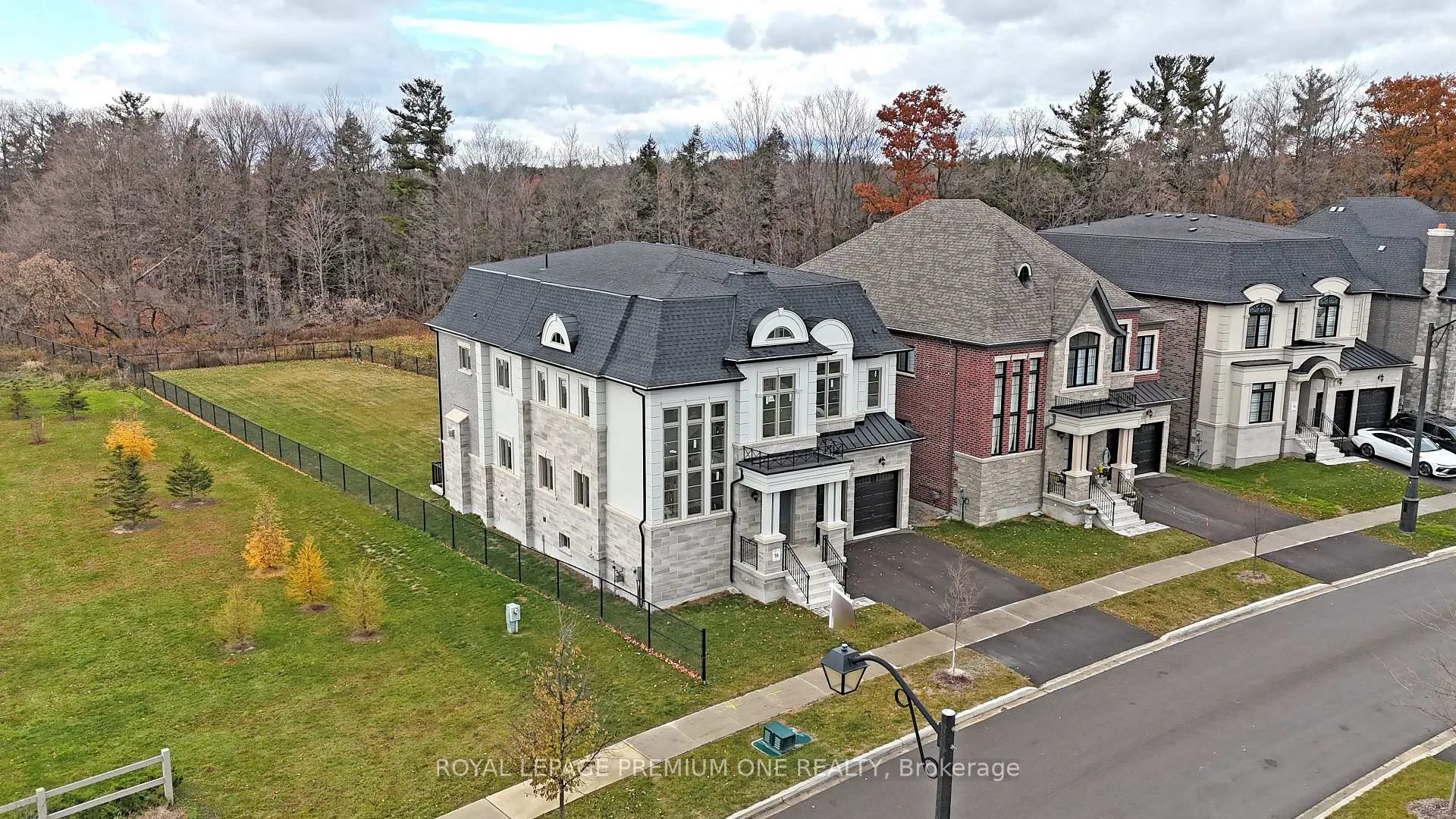 Photo 45 of 130 Cannes Avenue, Vaughan, Vellore Village — HOMEH