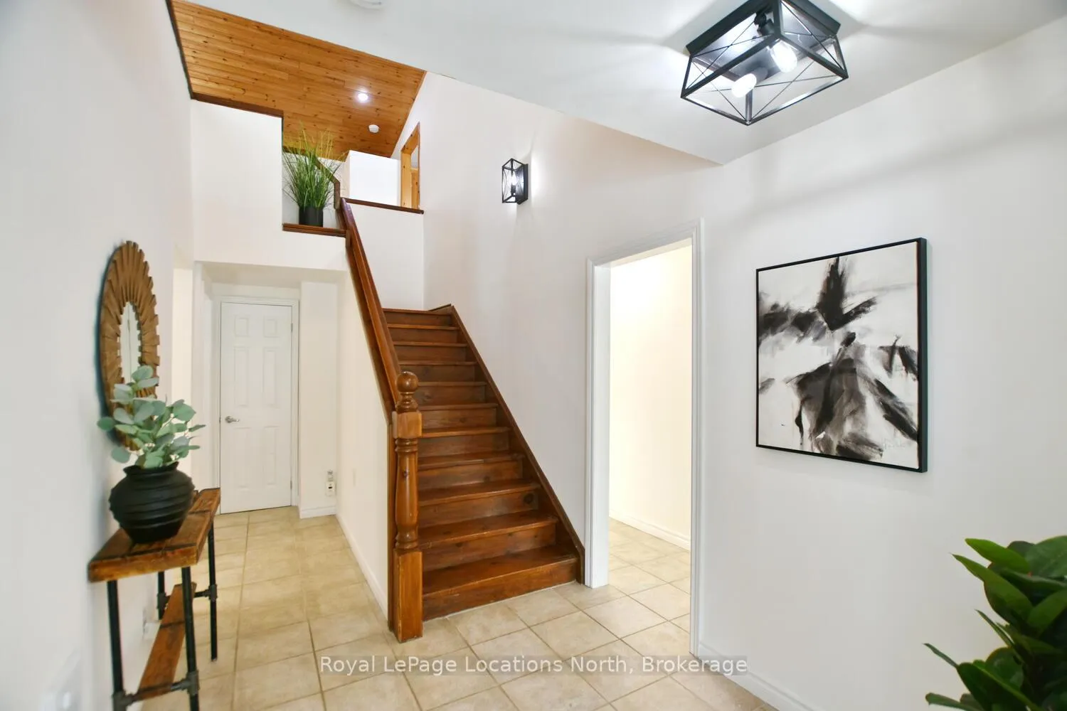 Photo 7 of 111 Martin Grove, Blue Mountains — HOMEH