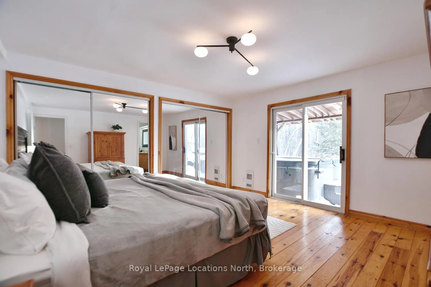 Photo 9 of 111 Martin Grove, Blue Mountains — HOMEH
